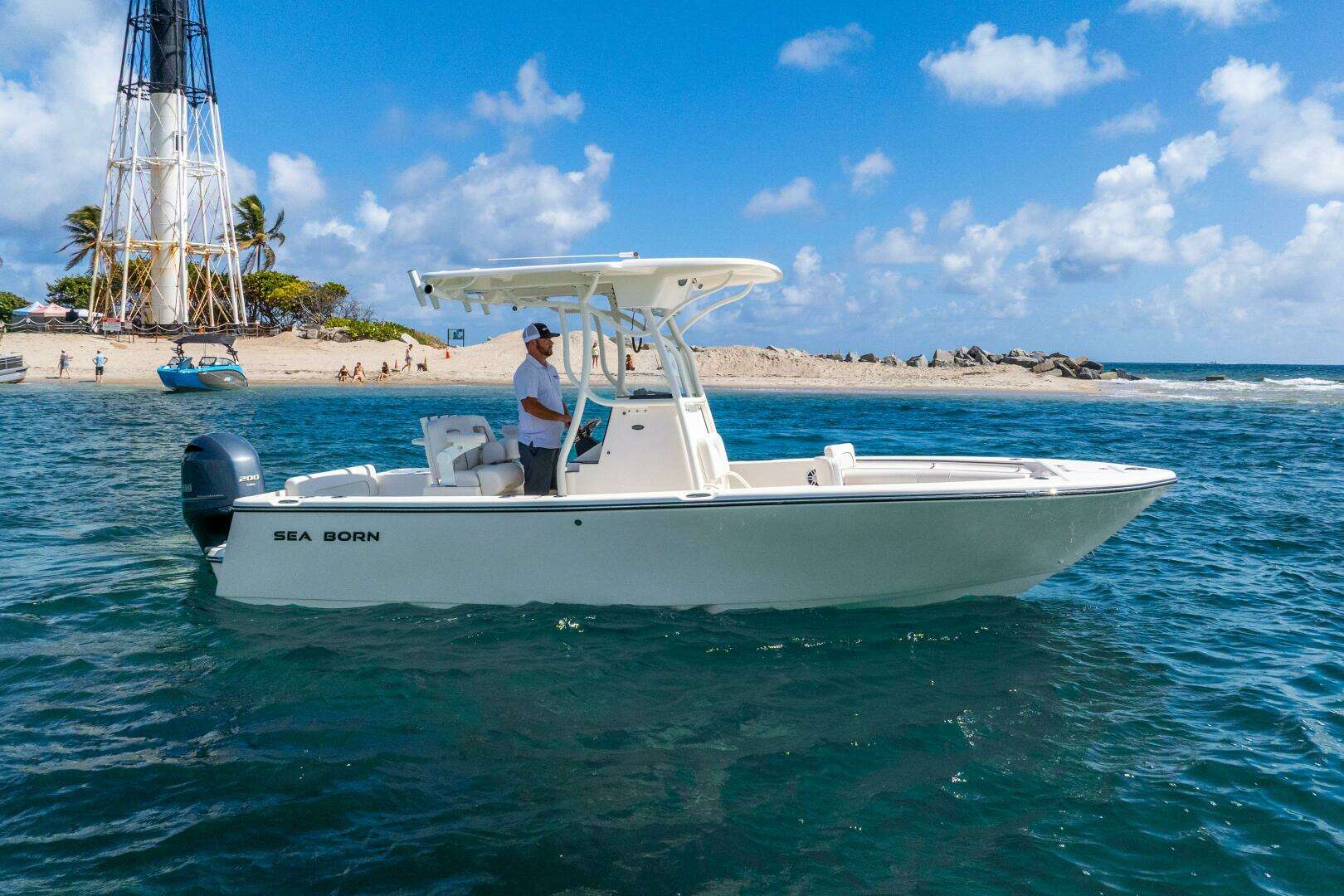 2025 Sea Born LX22 - Image 10