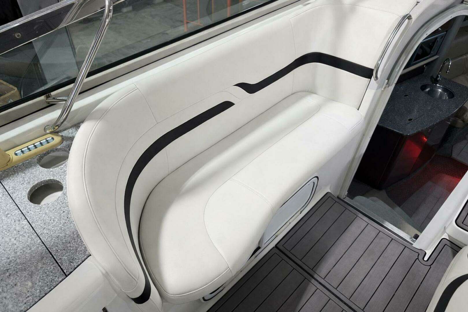 2005 Formula Super Sport - Image 13