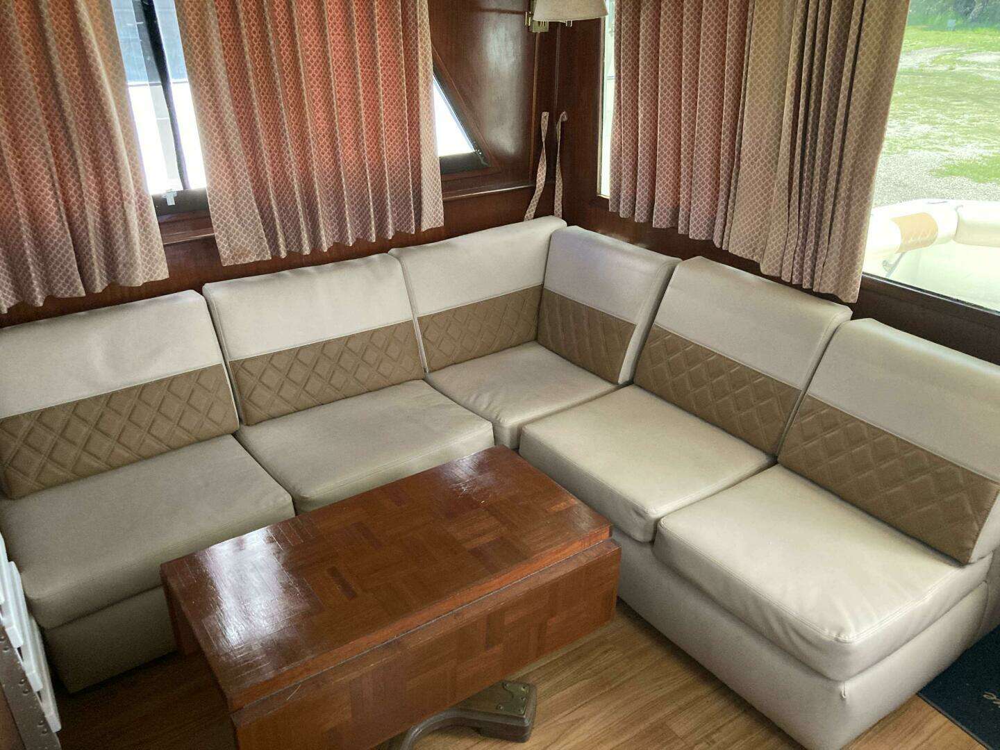 1985 Hatteras Sport Fish - Image 21