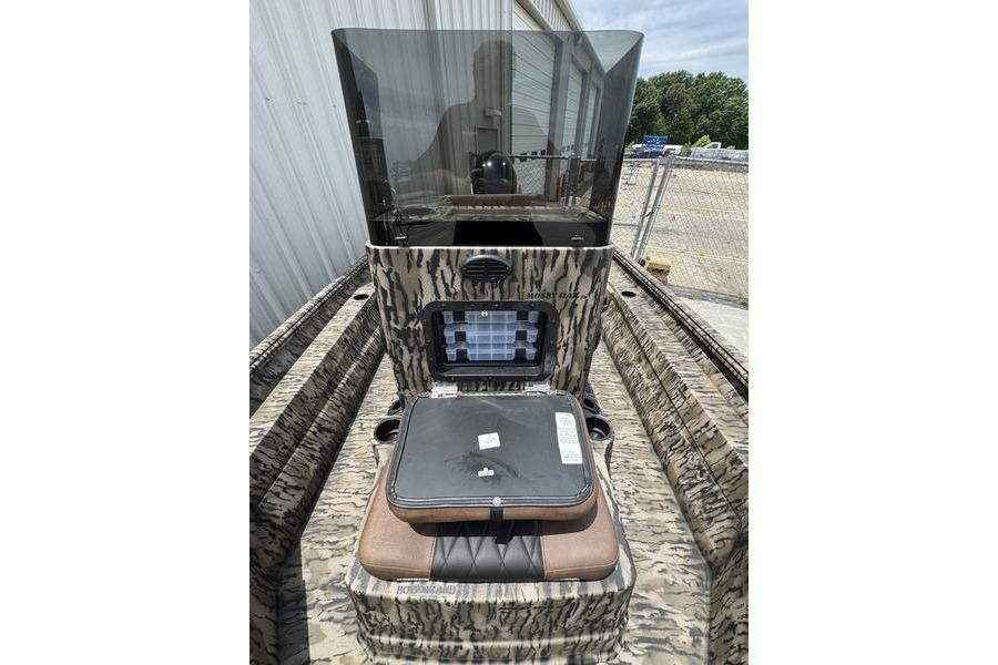 2027 Excel 230 Bay Pro Elite boat with camouflage design and console features.