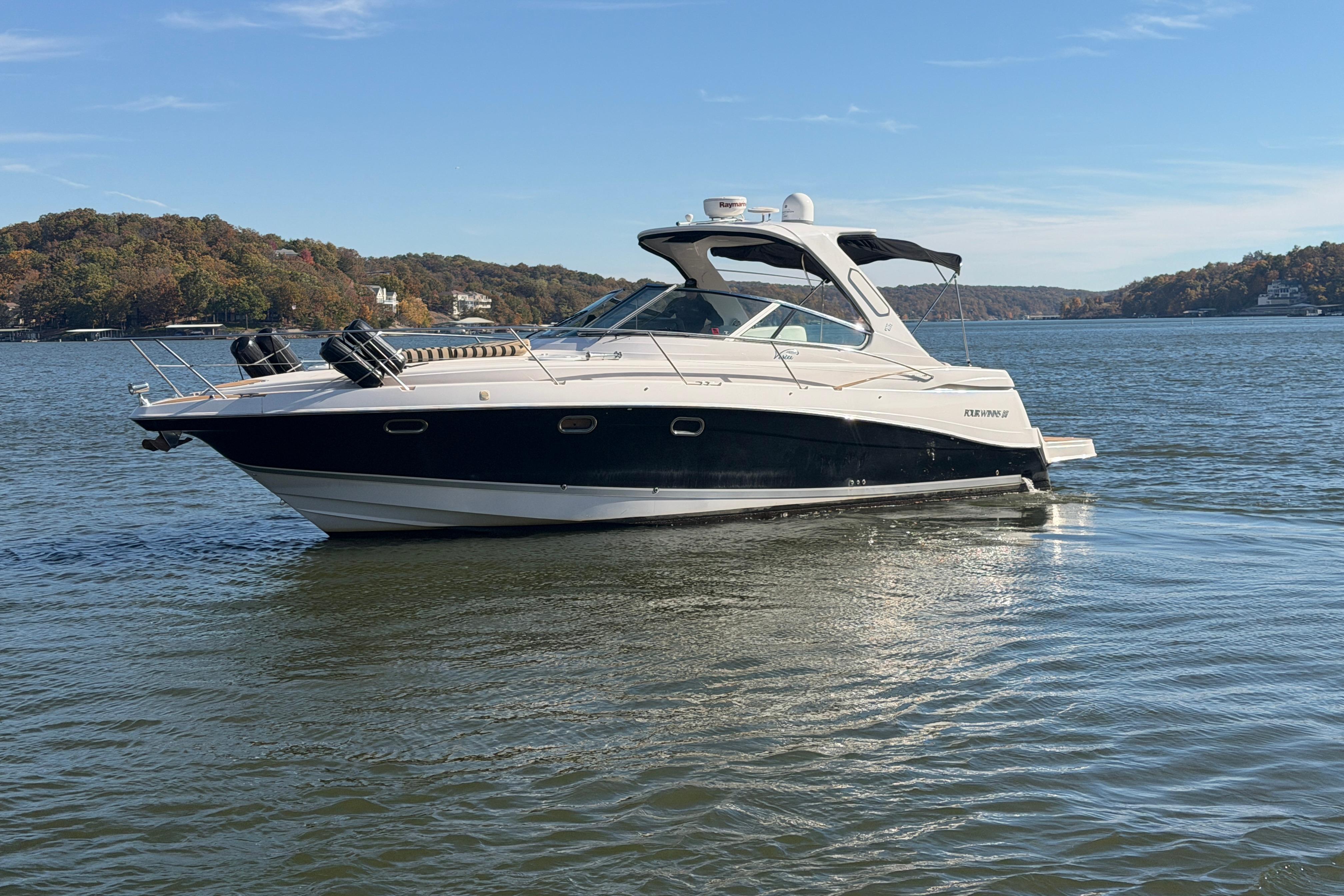 2006 Four Winns 378 Vista