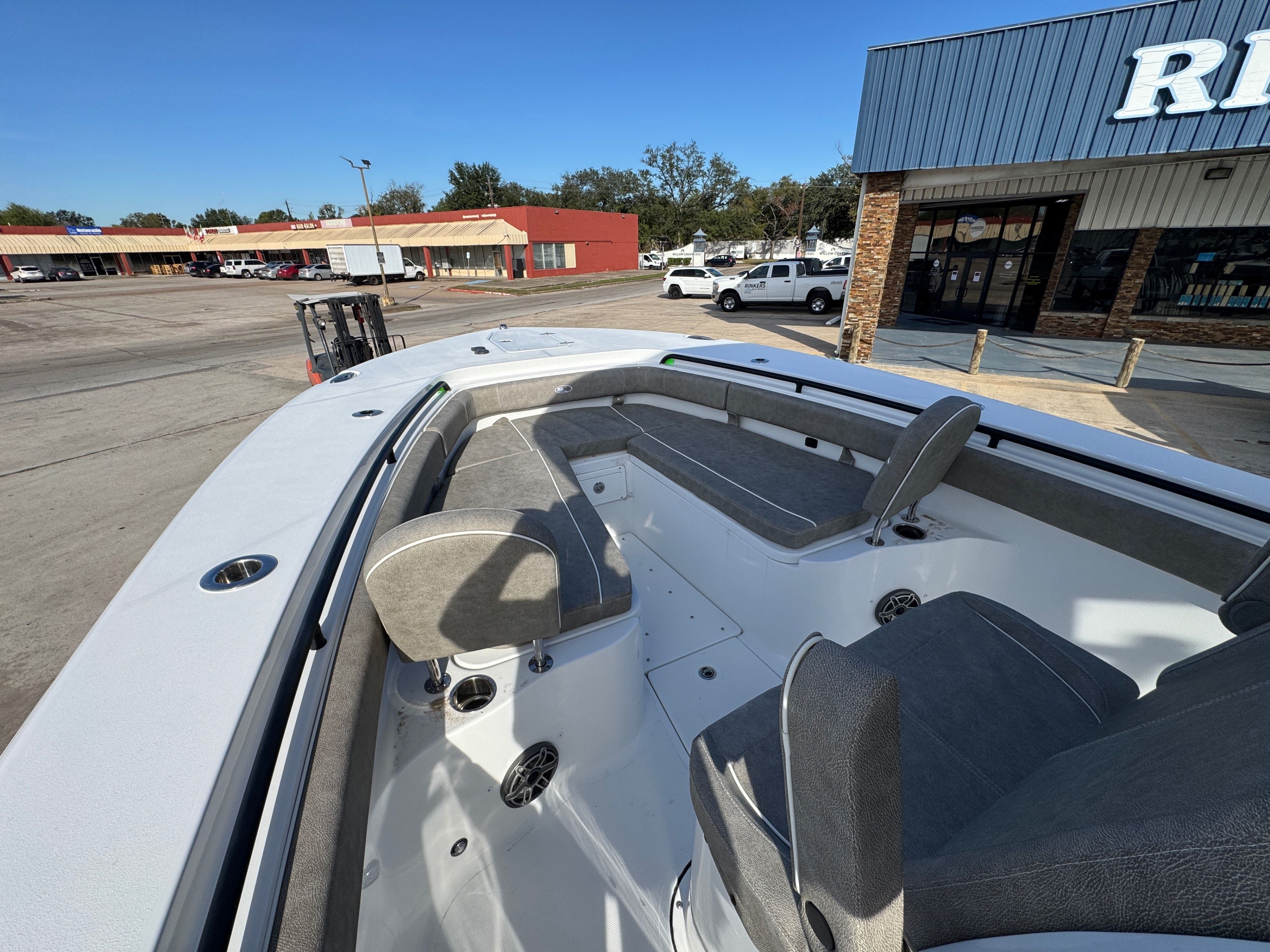2026 Sea Hunt Gamefish 28 Forward Seating - 11