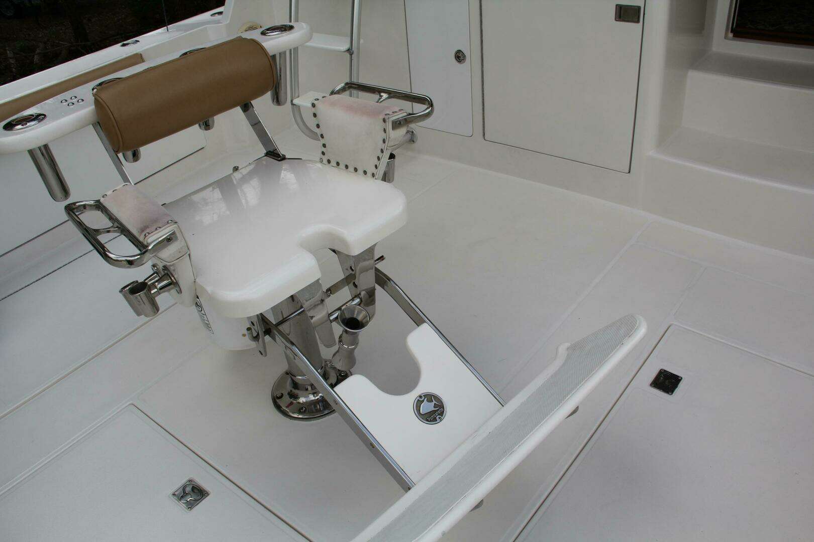 2004 Cabo 48 Flybridge - Image 49