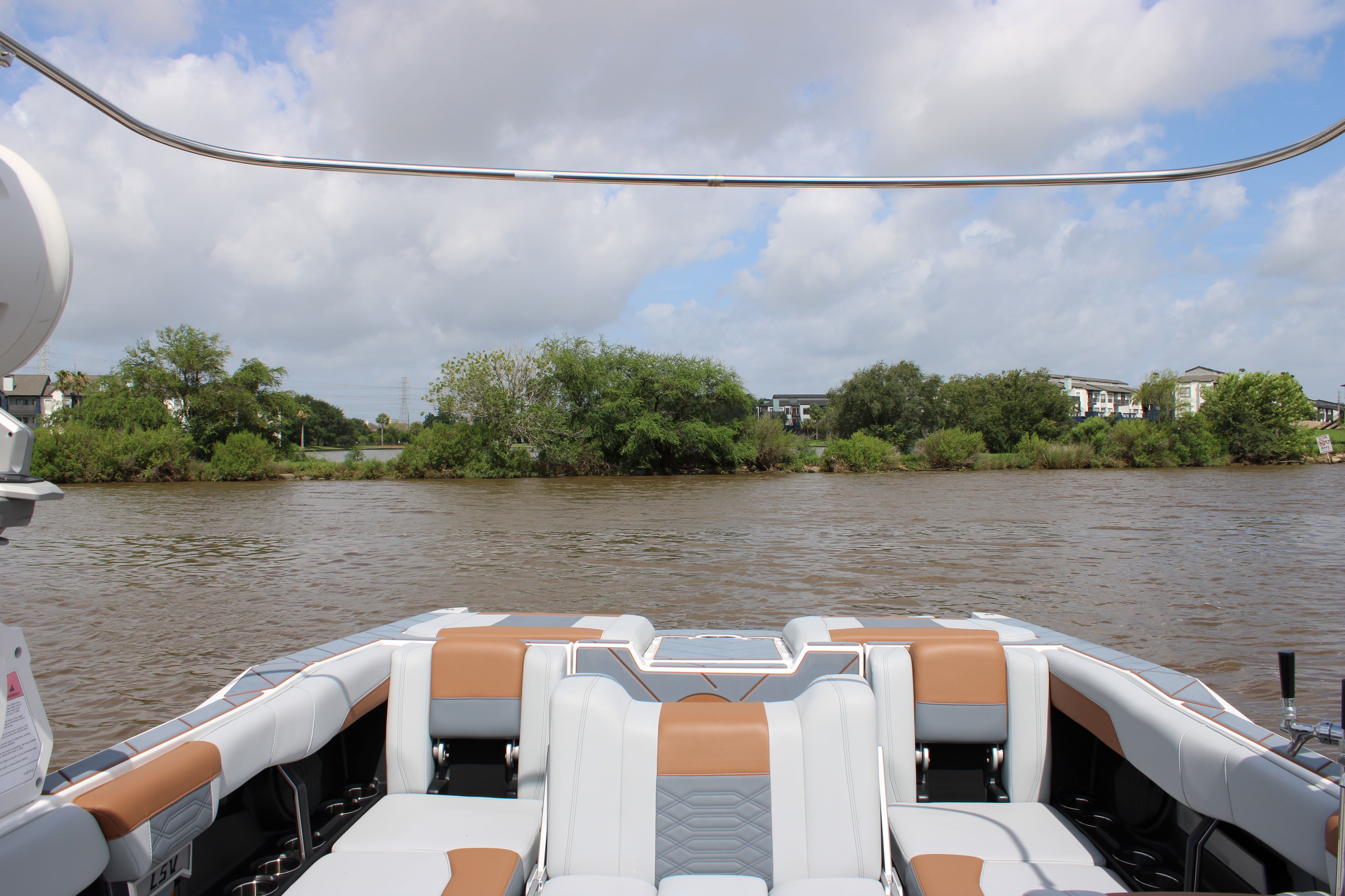 2024 Malibu 26LSV - 24