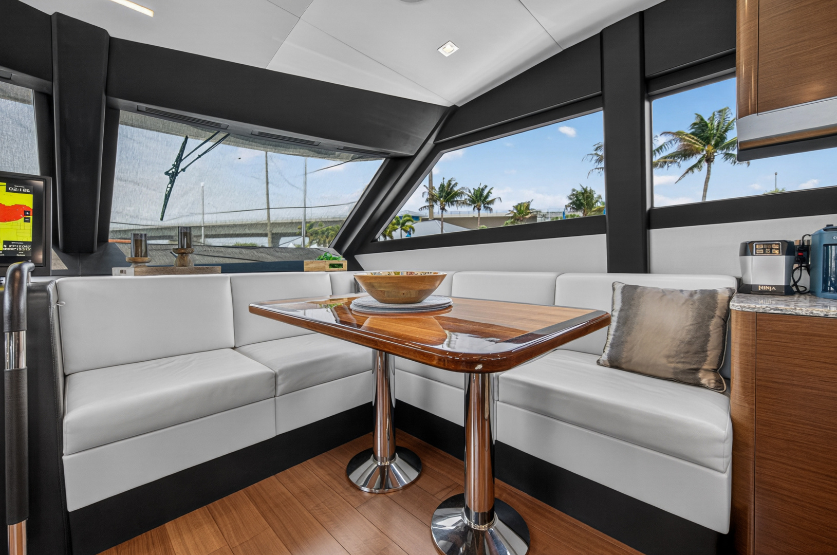 2021 Ocean Alexander 70E - Image 40