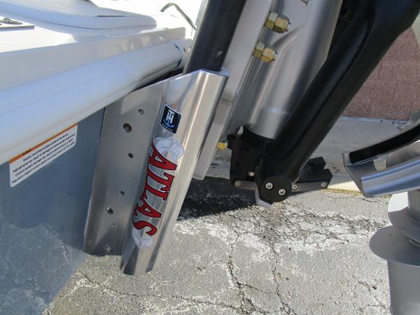 Close-up of 2024 Ranger 2660 Bay boat's Atlas hydraulic jack plate.