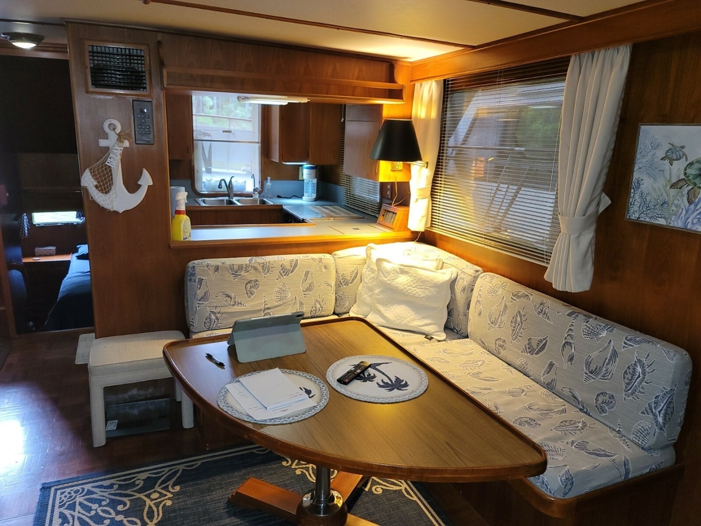 1990 DeFever Offshore Cruiser - Image 6