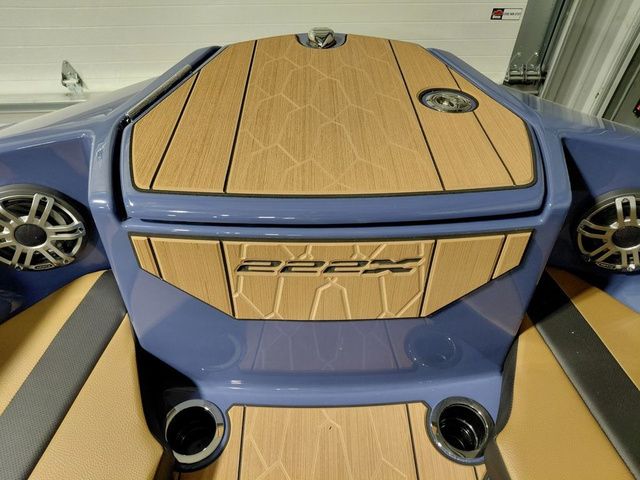 2026 Yamaha Boats 222XD - 10