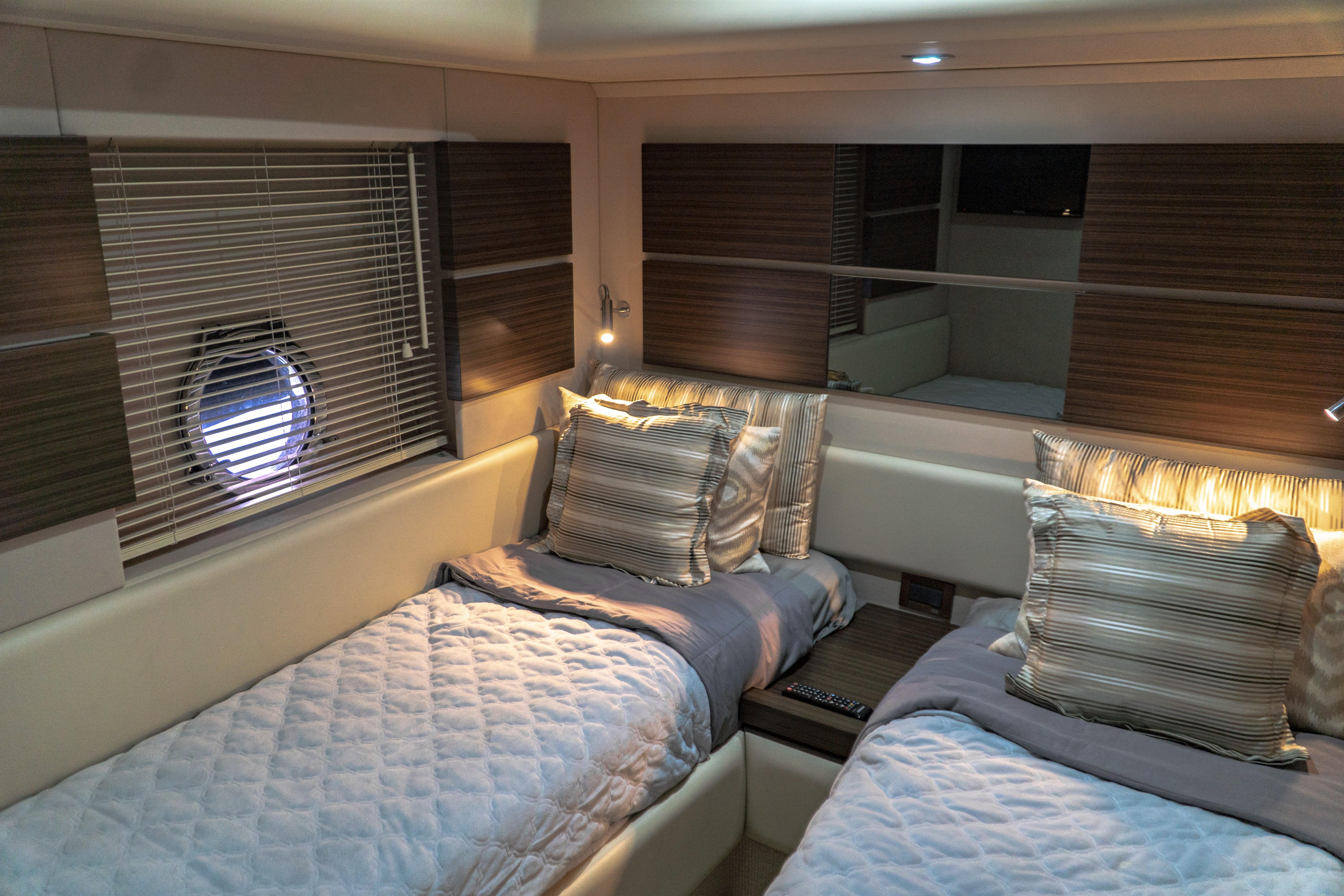 2013 Azimut FLY54 - 21