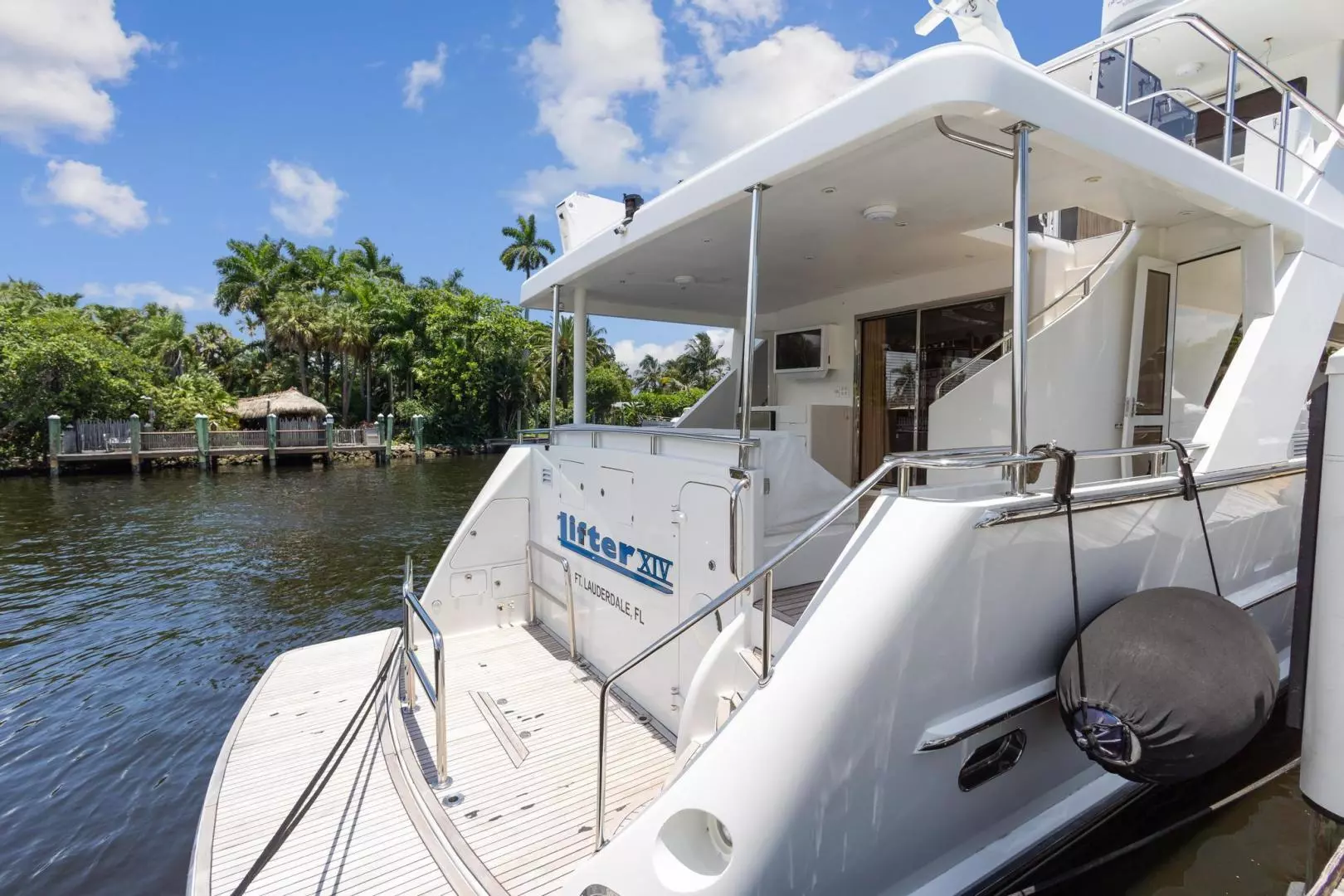 2006 Jefferson Starship Pilothouse - Image 9