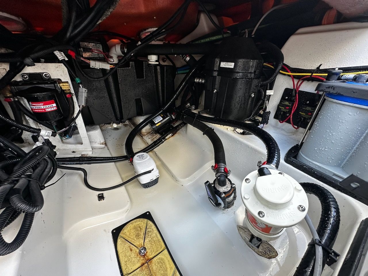 2016 Boston Whaler 270 Vantage - 27