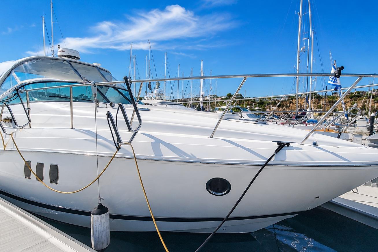 2017 Rinker EX 370