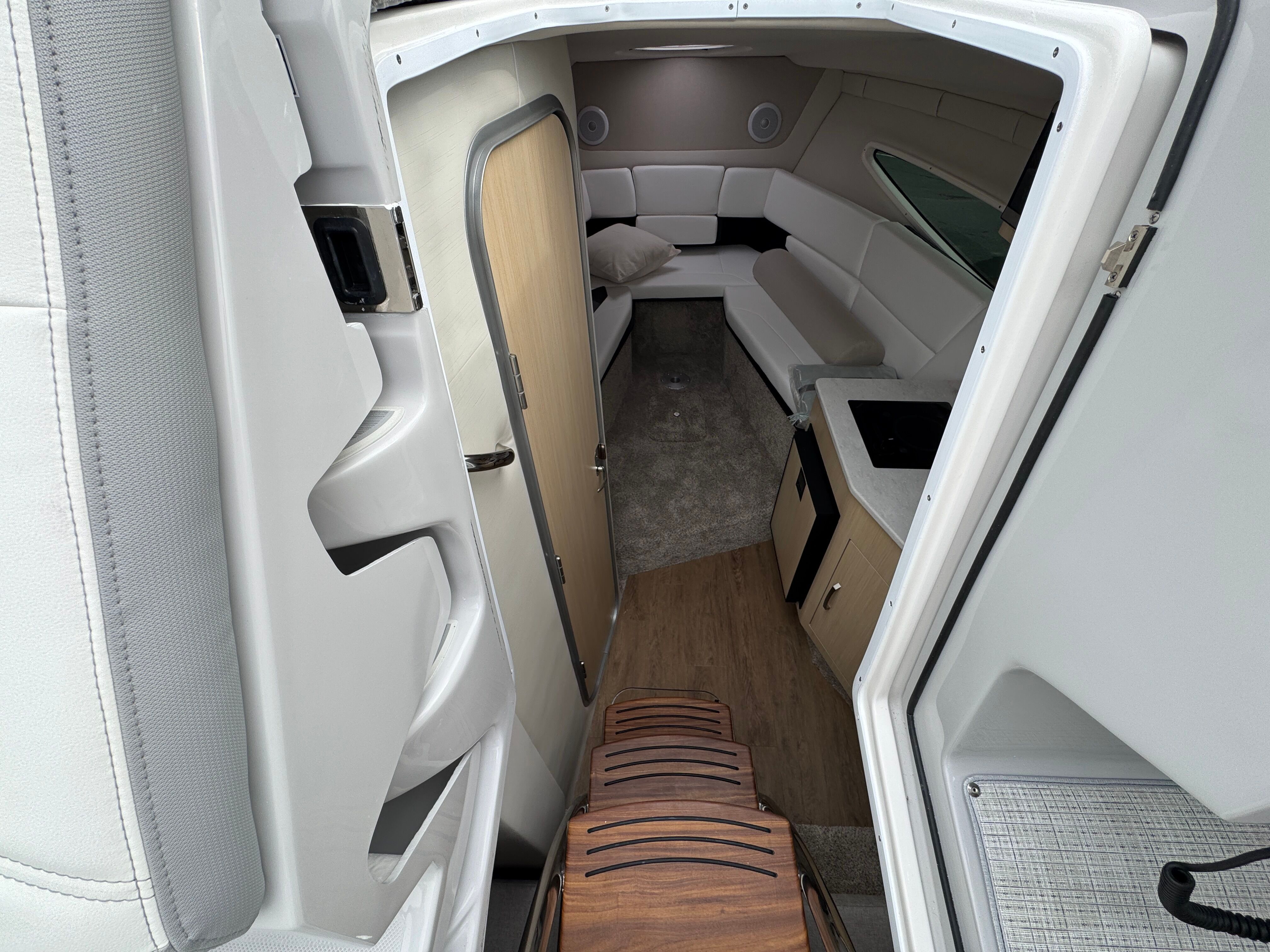 2026 REGAL 26 XO - Image 17