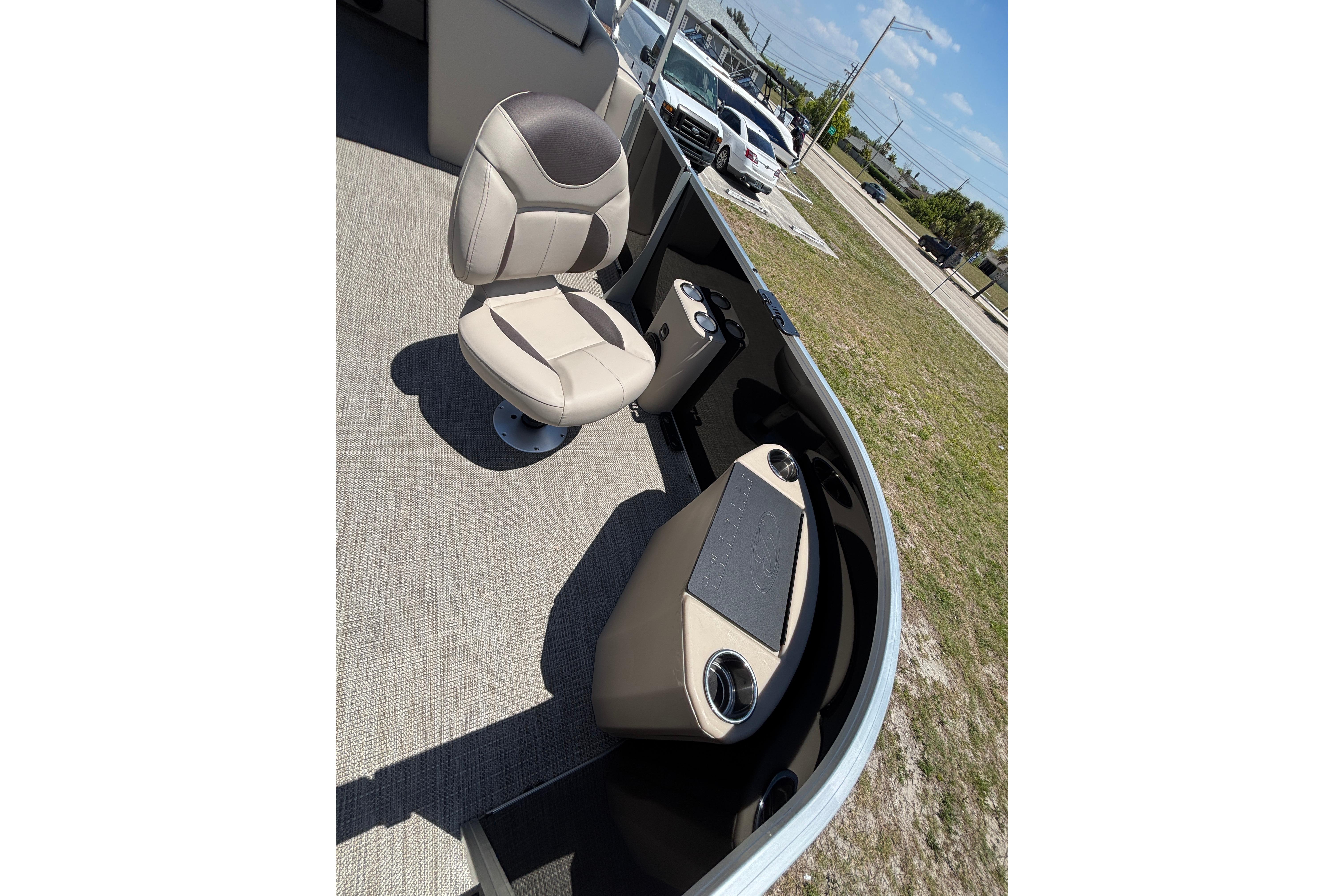 Interior of 2026 Bentley Pontoons Fish 243 4-Point with seat and console.