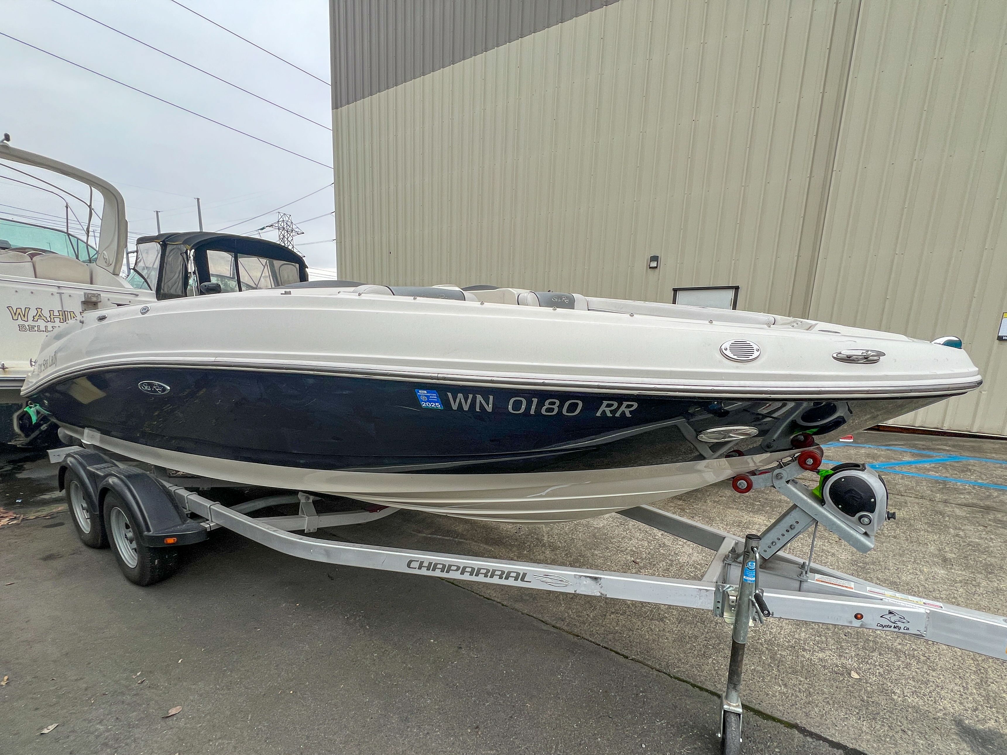 2010 Sea Ray 210 Select - 3