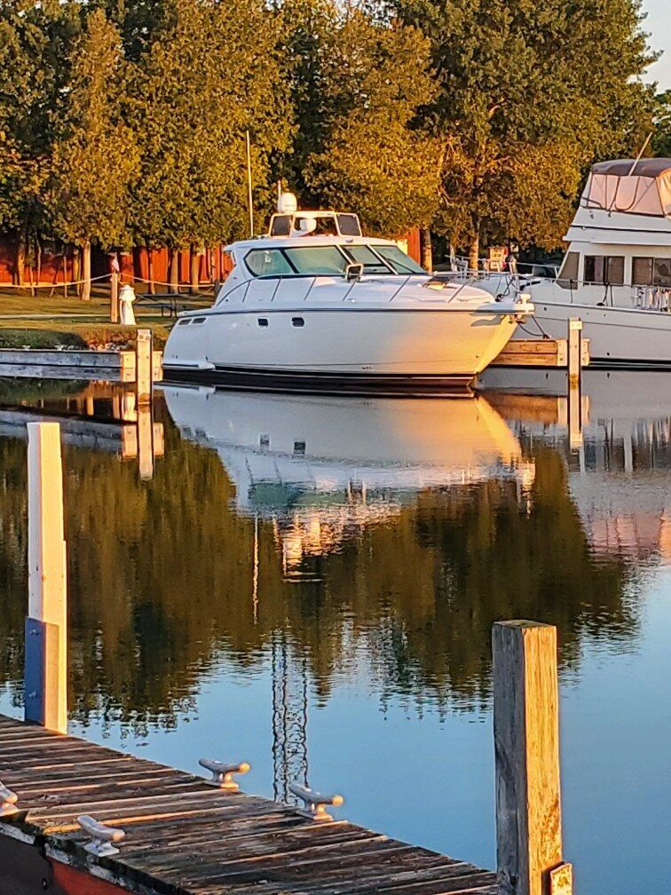 2007 Tiara Yachts Sovran 4300