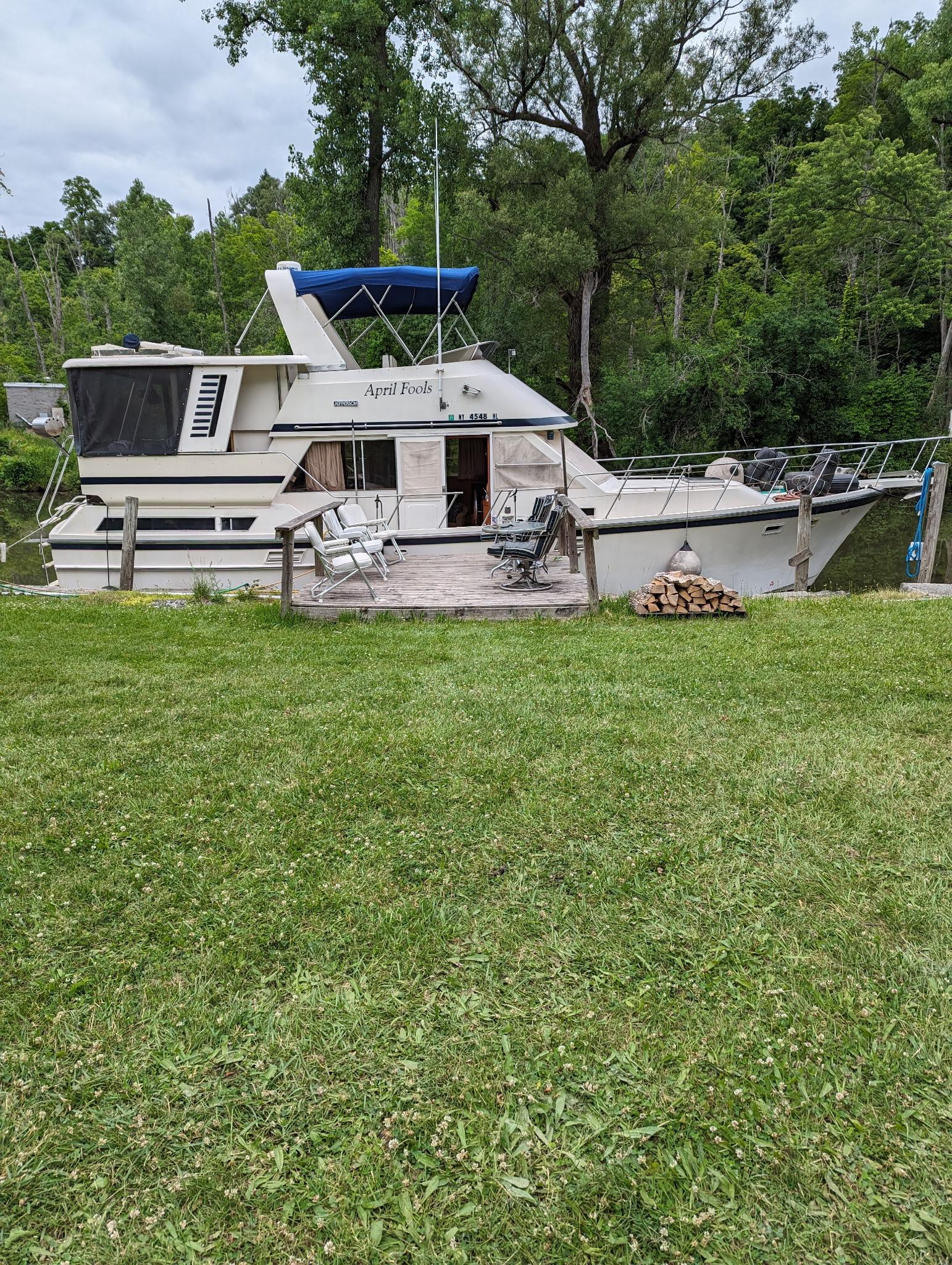 1989 Jefferson 42 SE Sundeck Motor Yacht