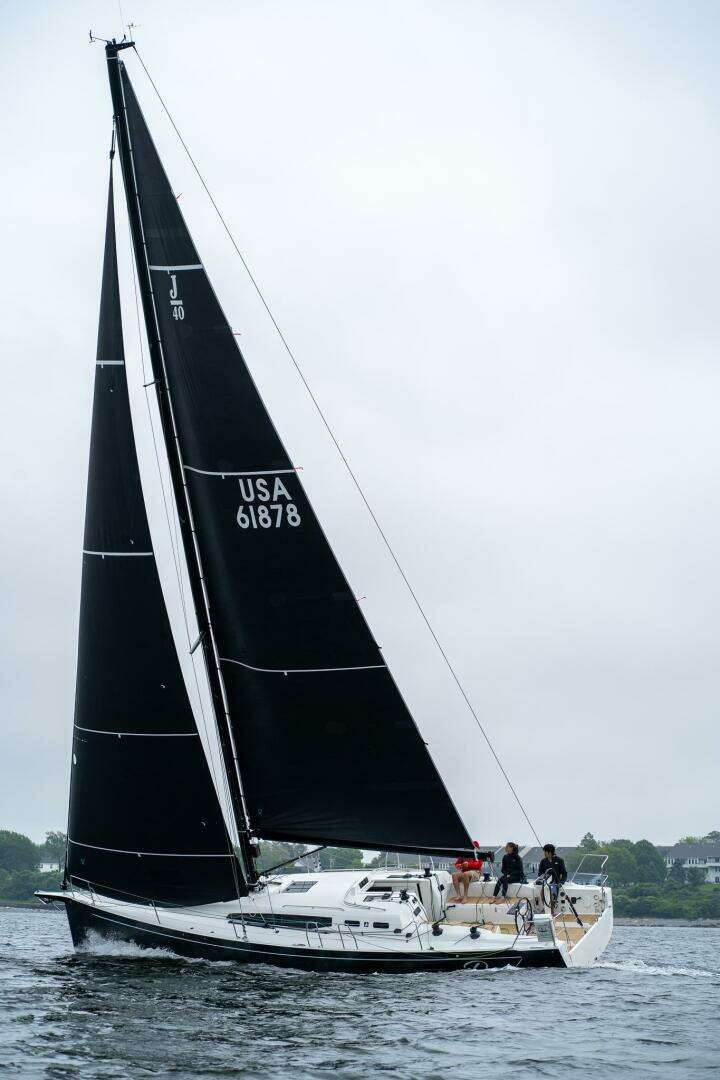 2026 J Boats NEW 2026 - Image 3