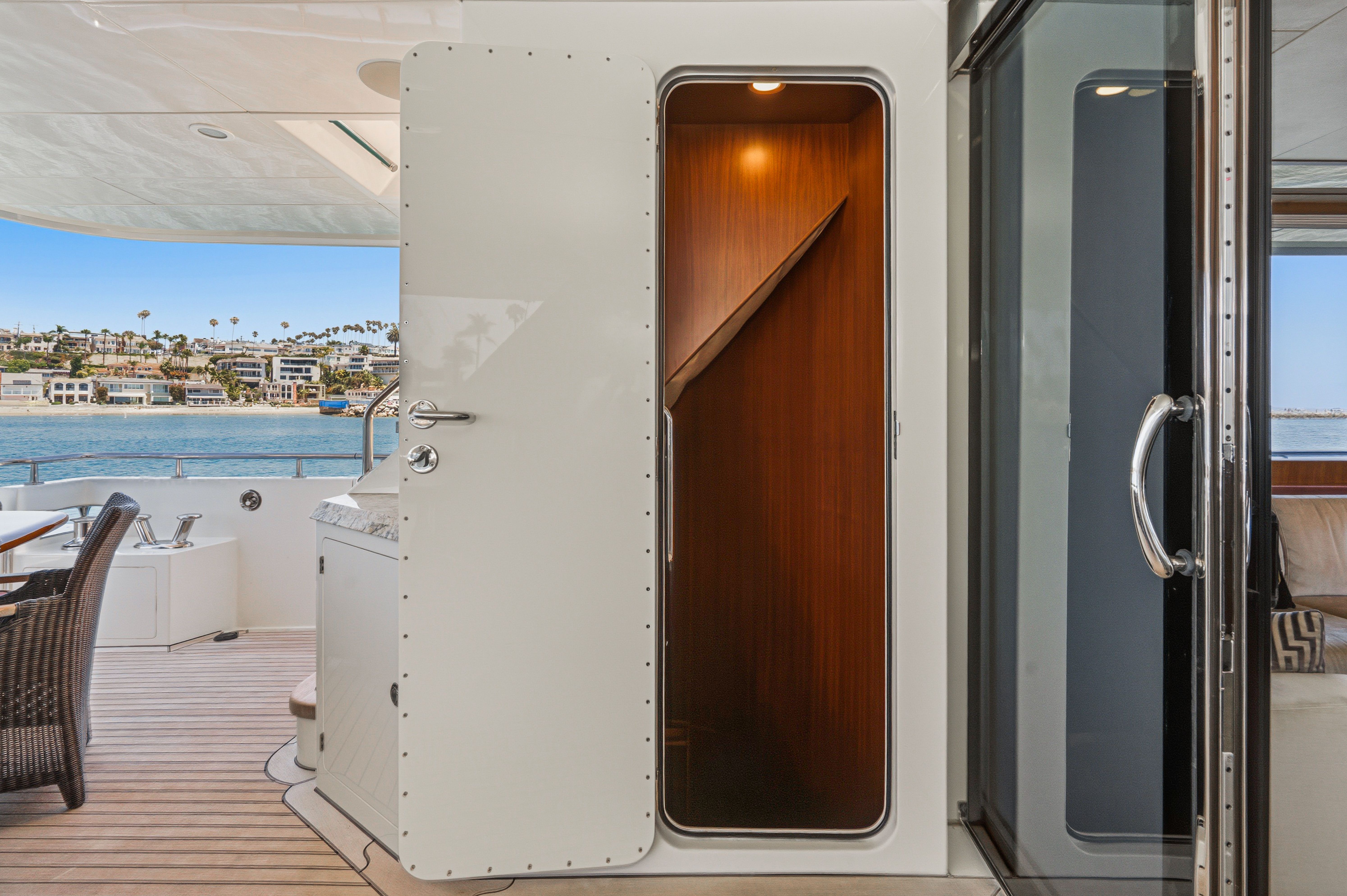 2015 Ocean Alexander 90 Skylounge Motoryacht - 107