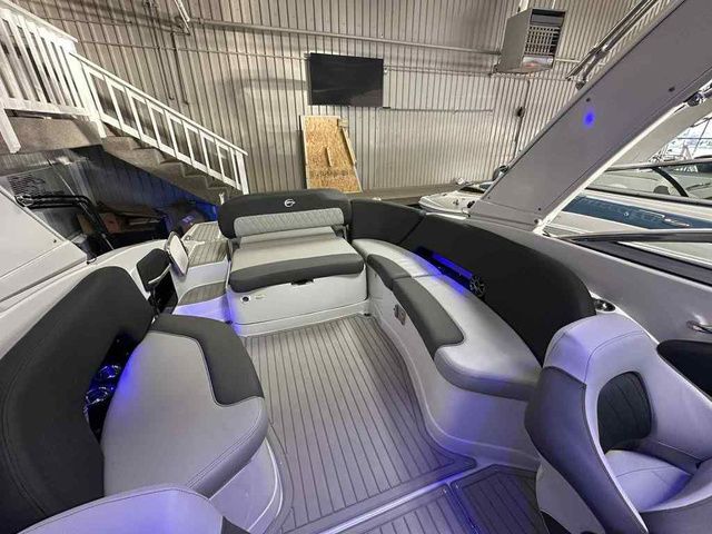 2026 Crownline 288 SS - 13