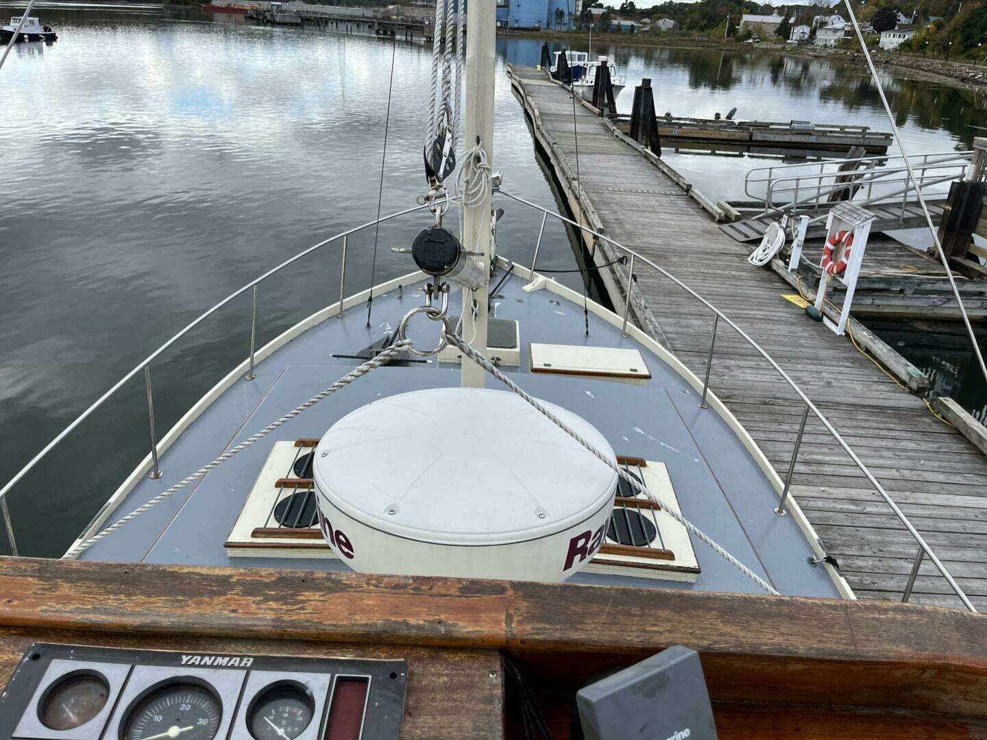 1976 Bass Harbor Boat Co Flybridge Cruiser - Image 3