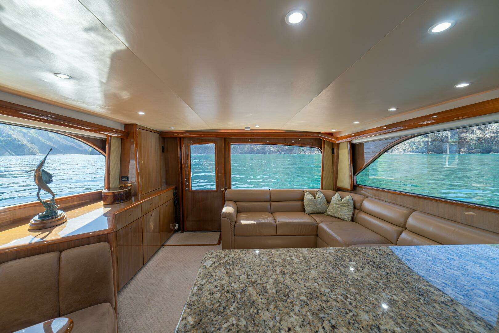 2006 Viking 56 Convertible - Image 28