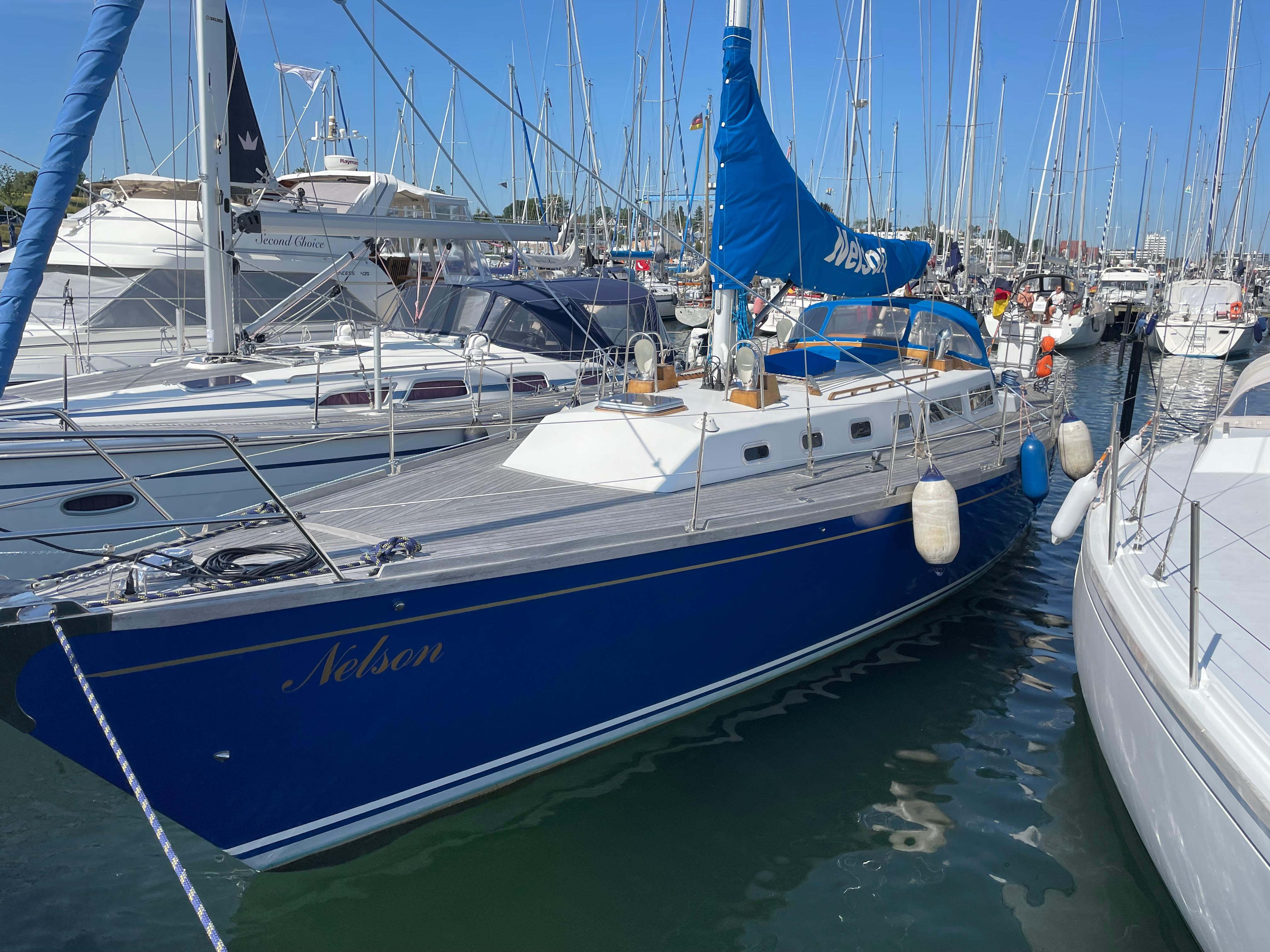 1998 Custom Ravell 42