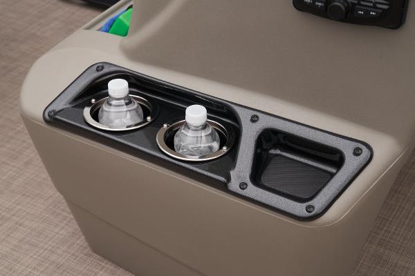 2025 Sun Tracker Bass Buggy 18 DLX - 36