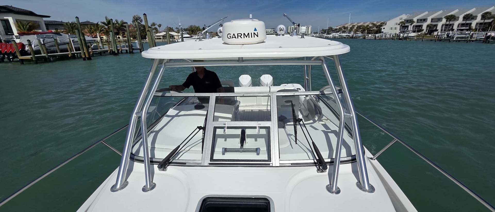 2007 Boston Whaler 305 Conquest - Image 12