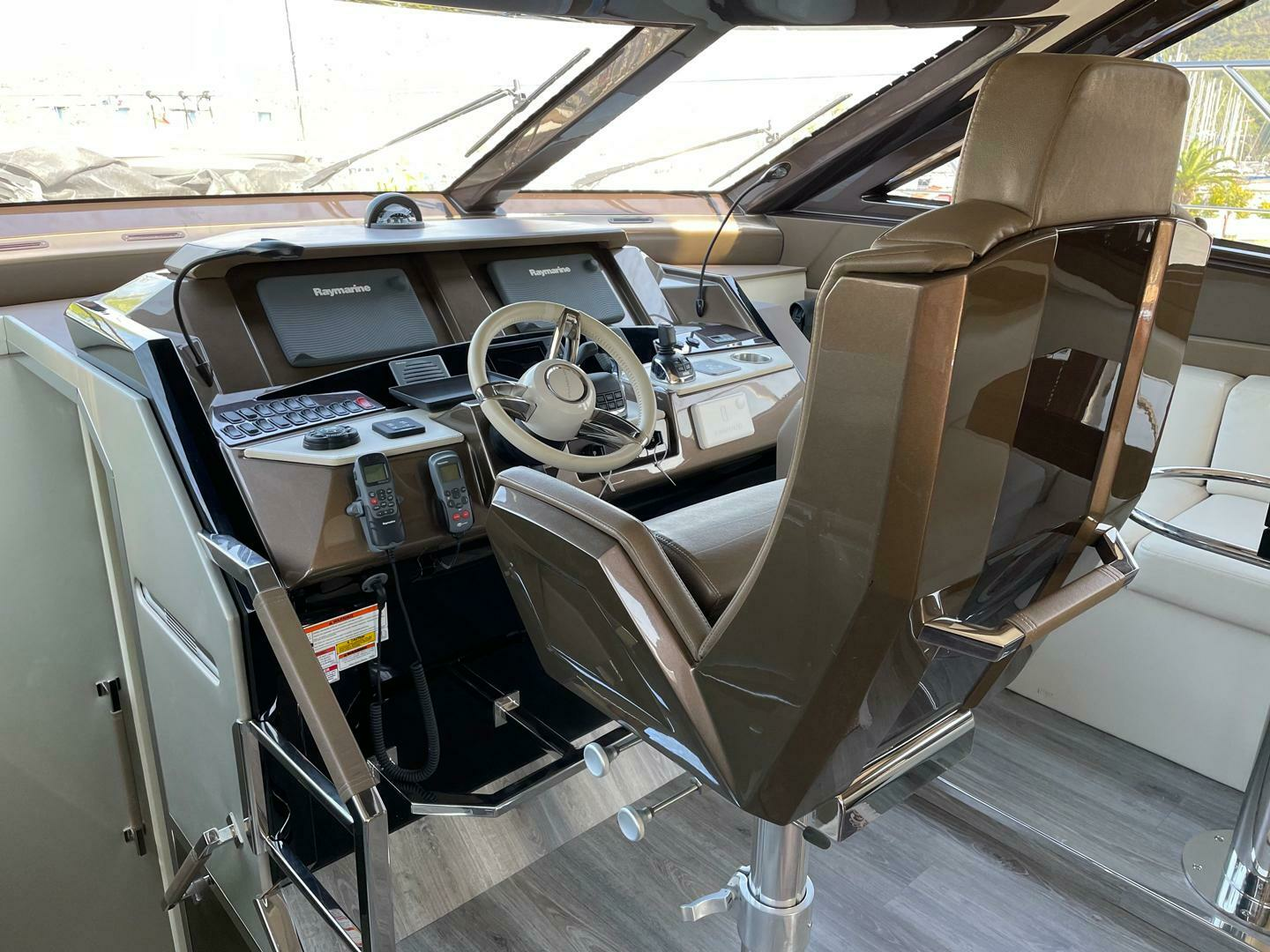 2013 Marquis 630 Sport - Image 9