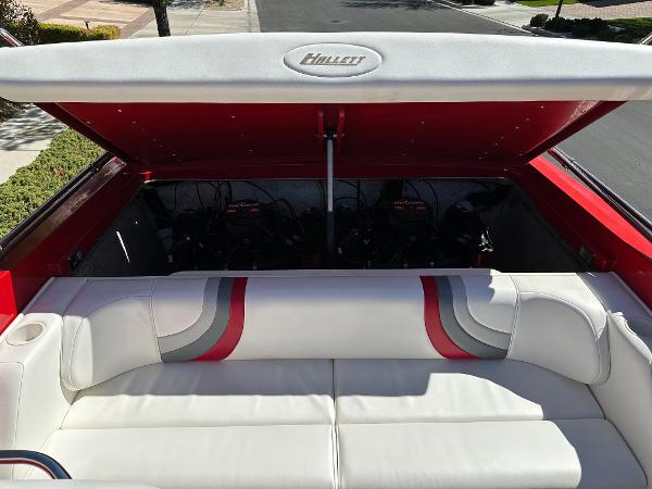 1989 Hallett 270T - 12