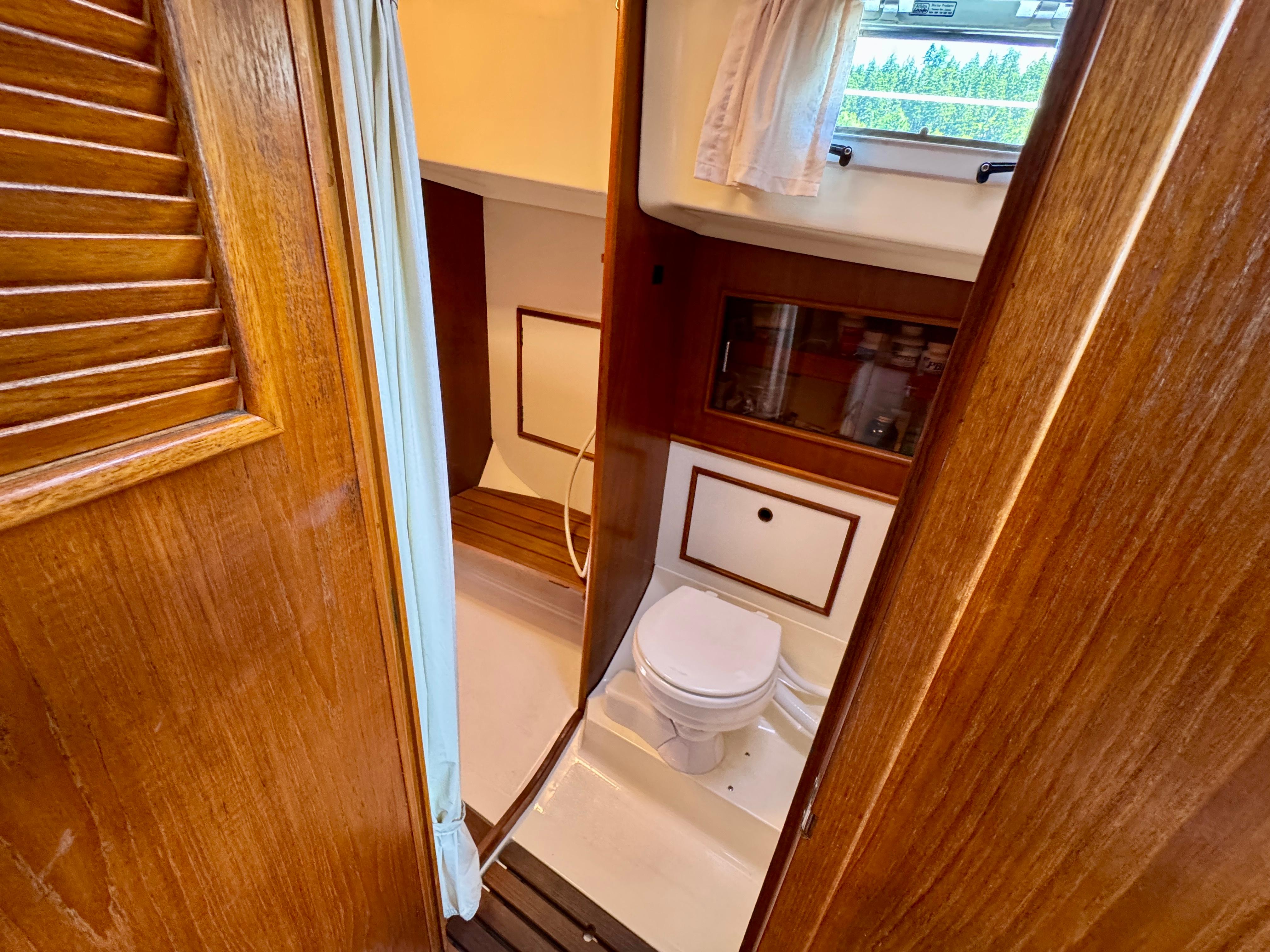 1989 Nonsuch 30 Ultra - 85
