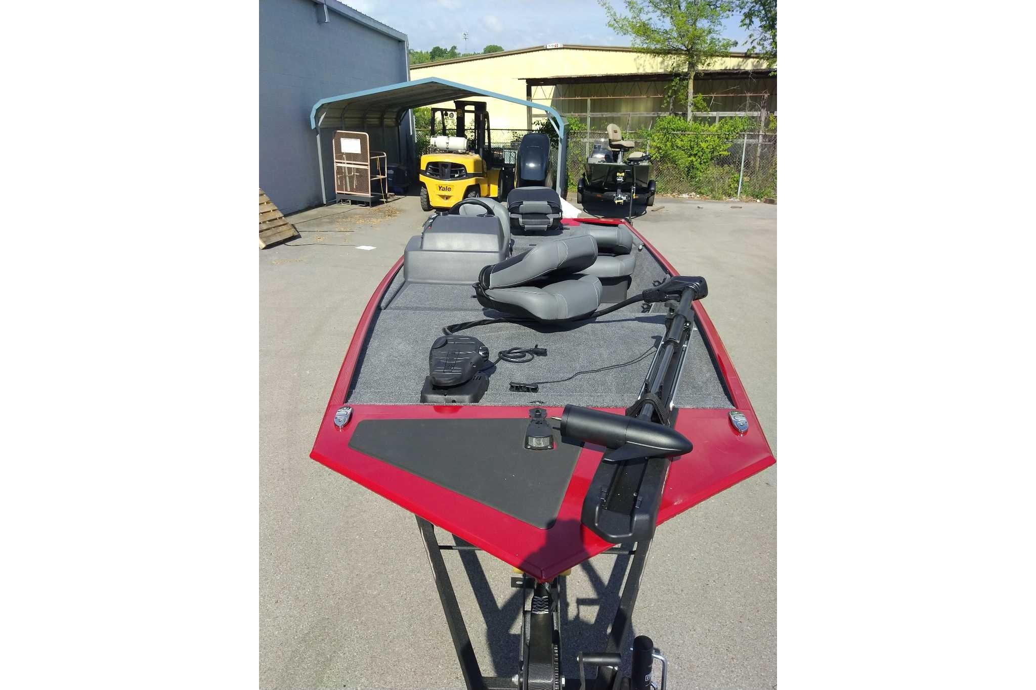 2026 Tracker Bass Tracker Classic XL