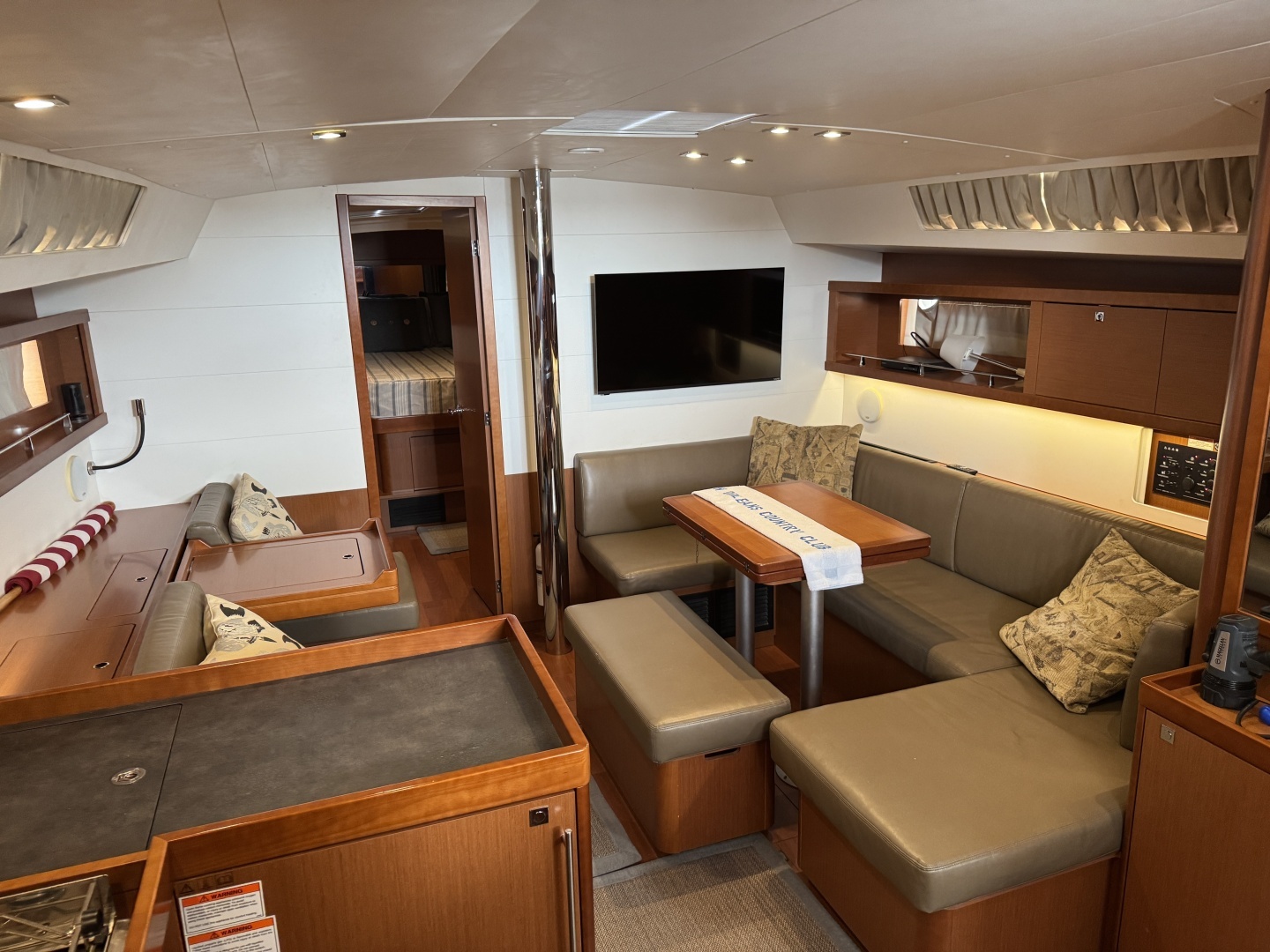 2017 Beneteau Oceanis 45 - Image 48