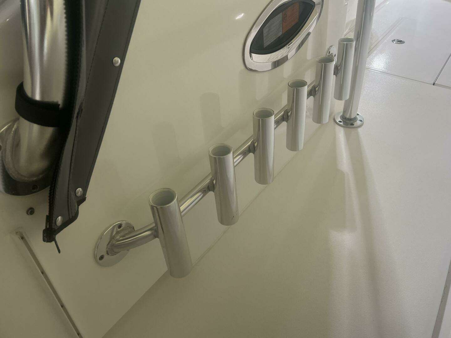 2022 Contender — - Image 8