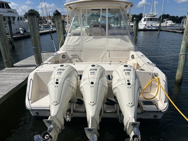 2024 Grady-White Express 370 - 3