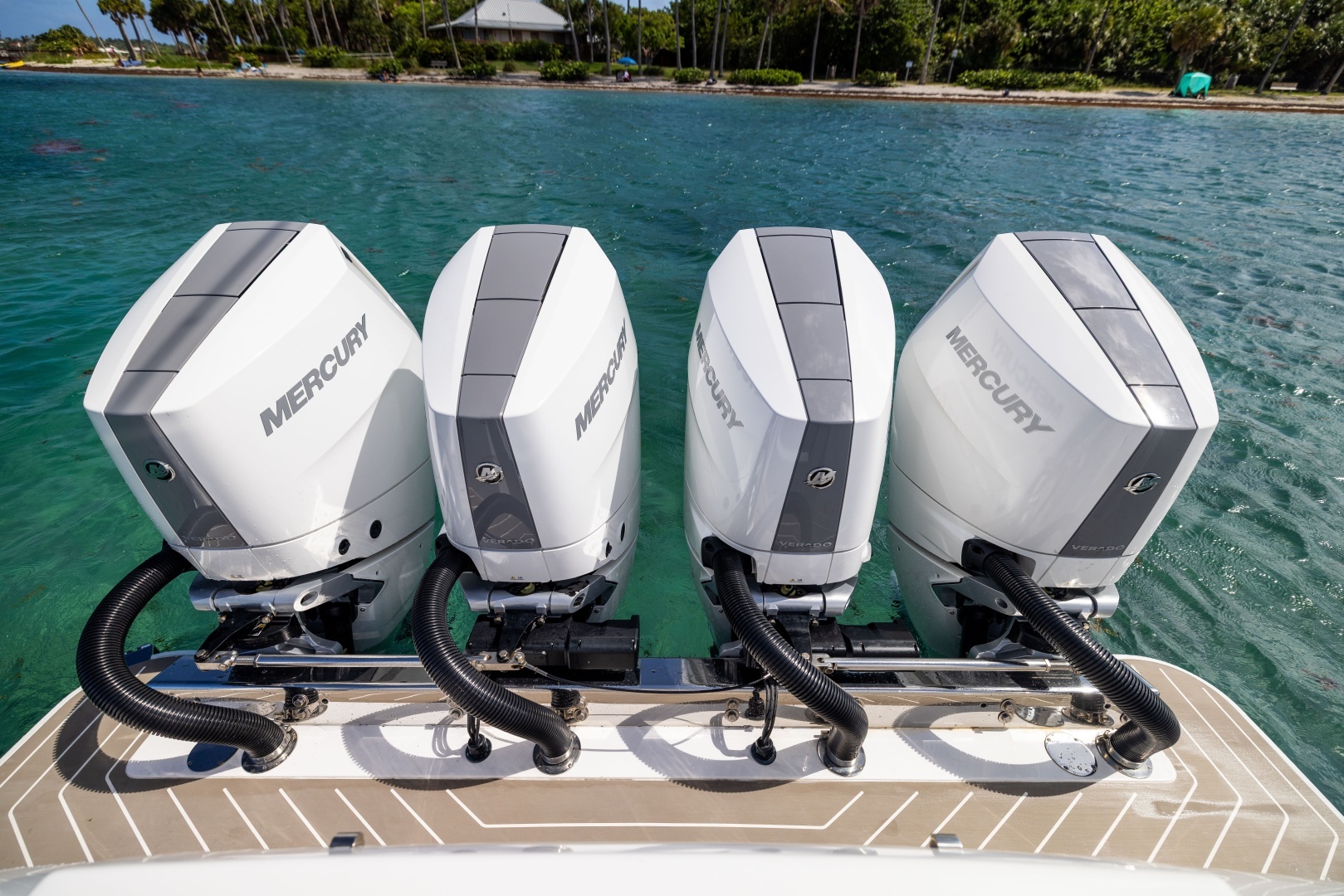 2024 Scout 400 LXF - Image 38