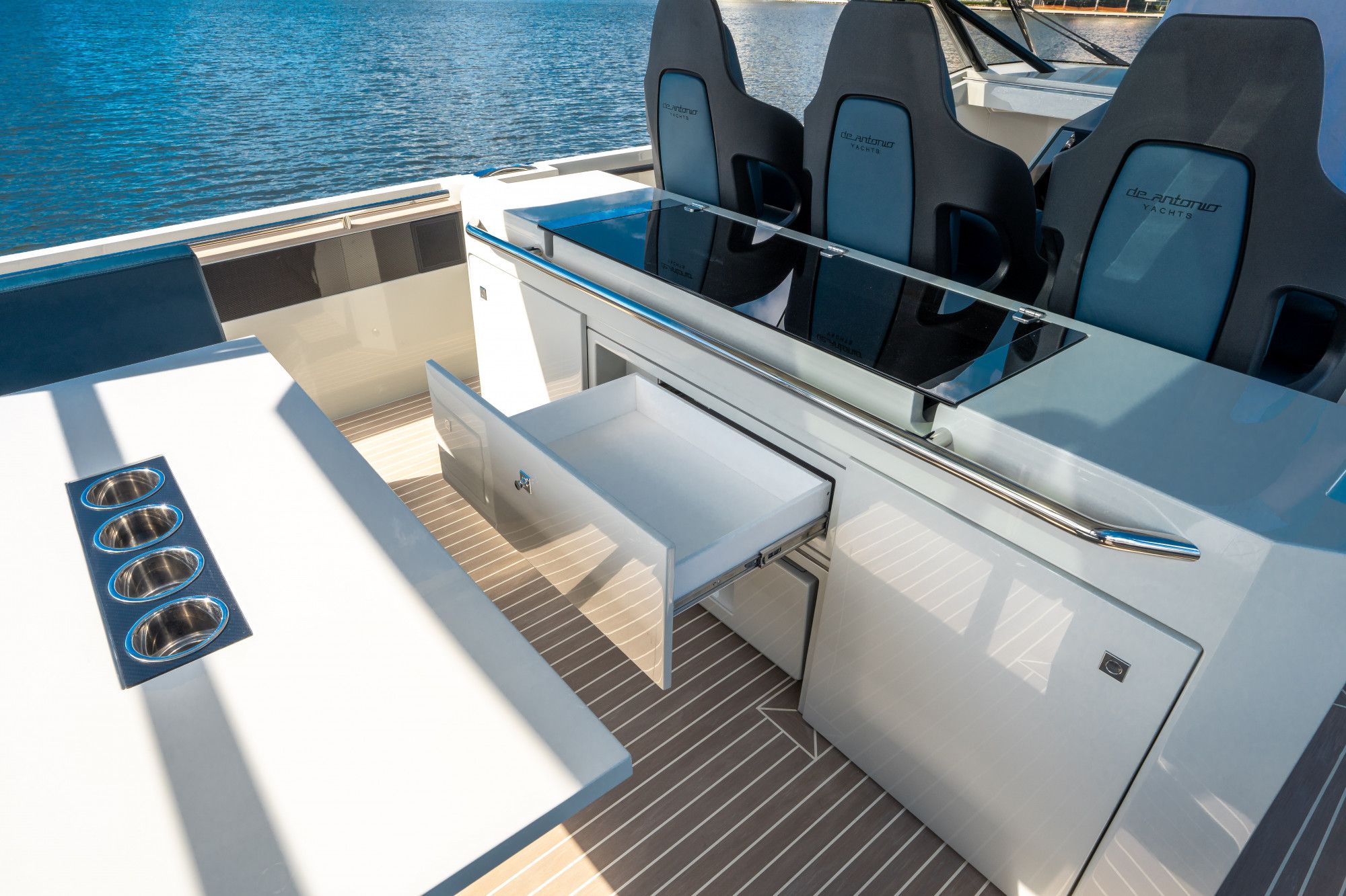 2025 De Antonio Yachts D36 OPEN - 20