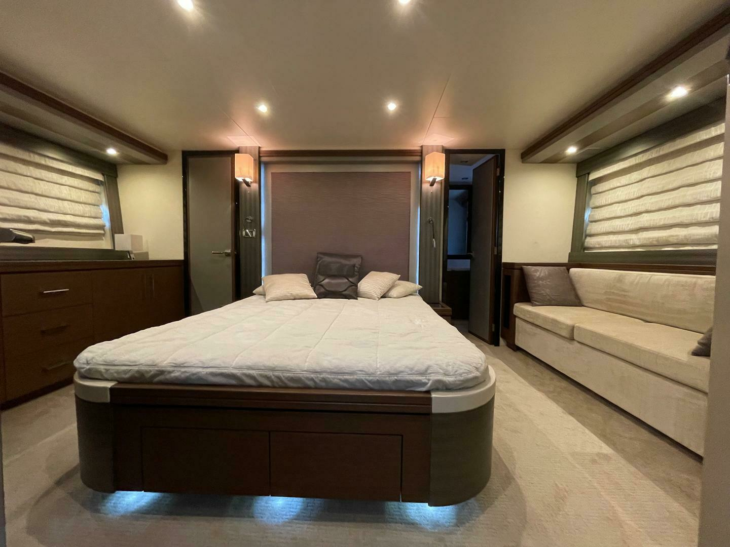 2013 Marquis 630 Sport - Image 19