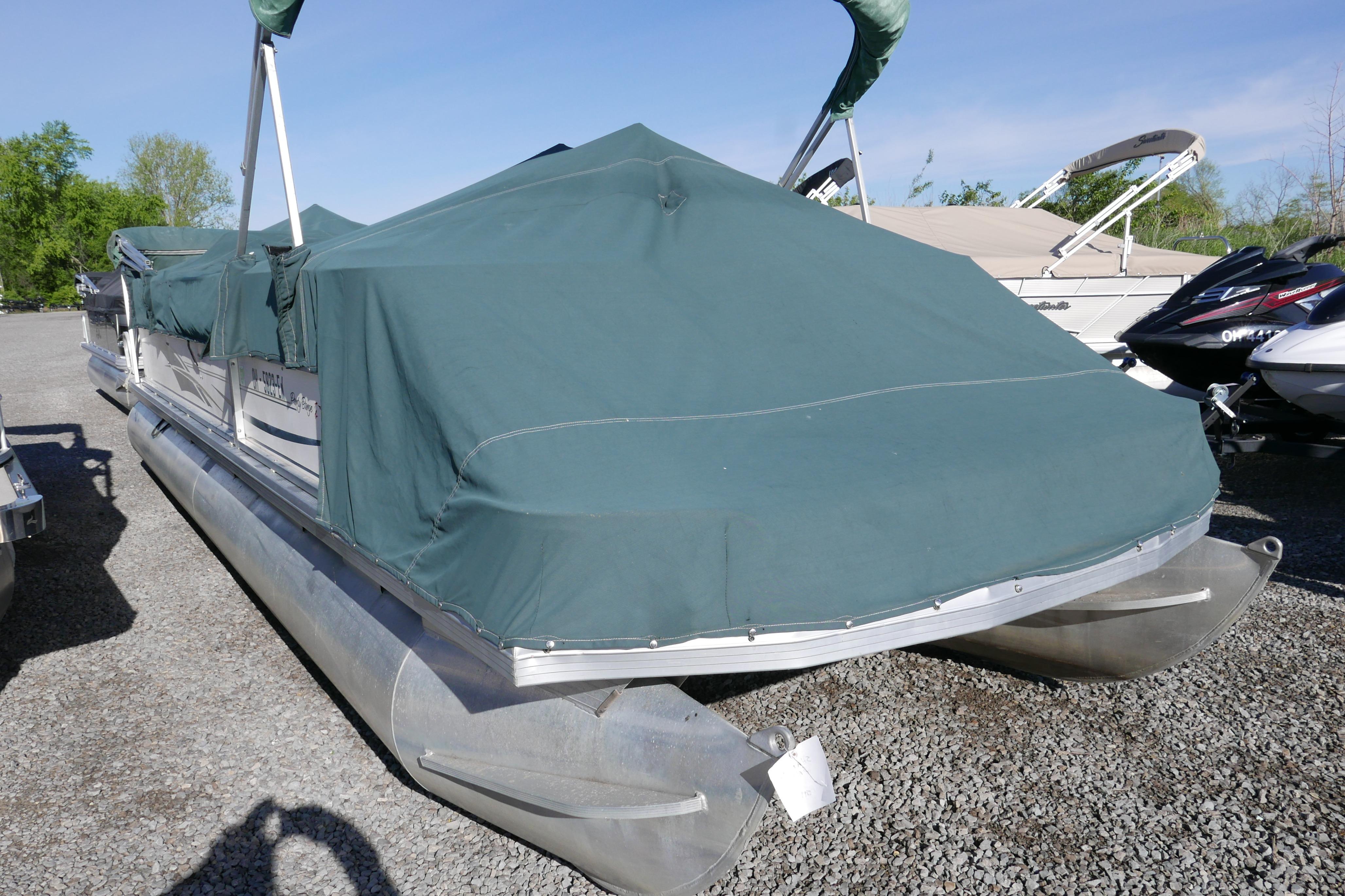 2004 Sun Tracker Party Barge 240
