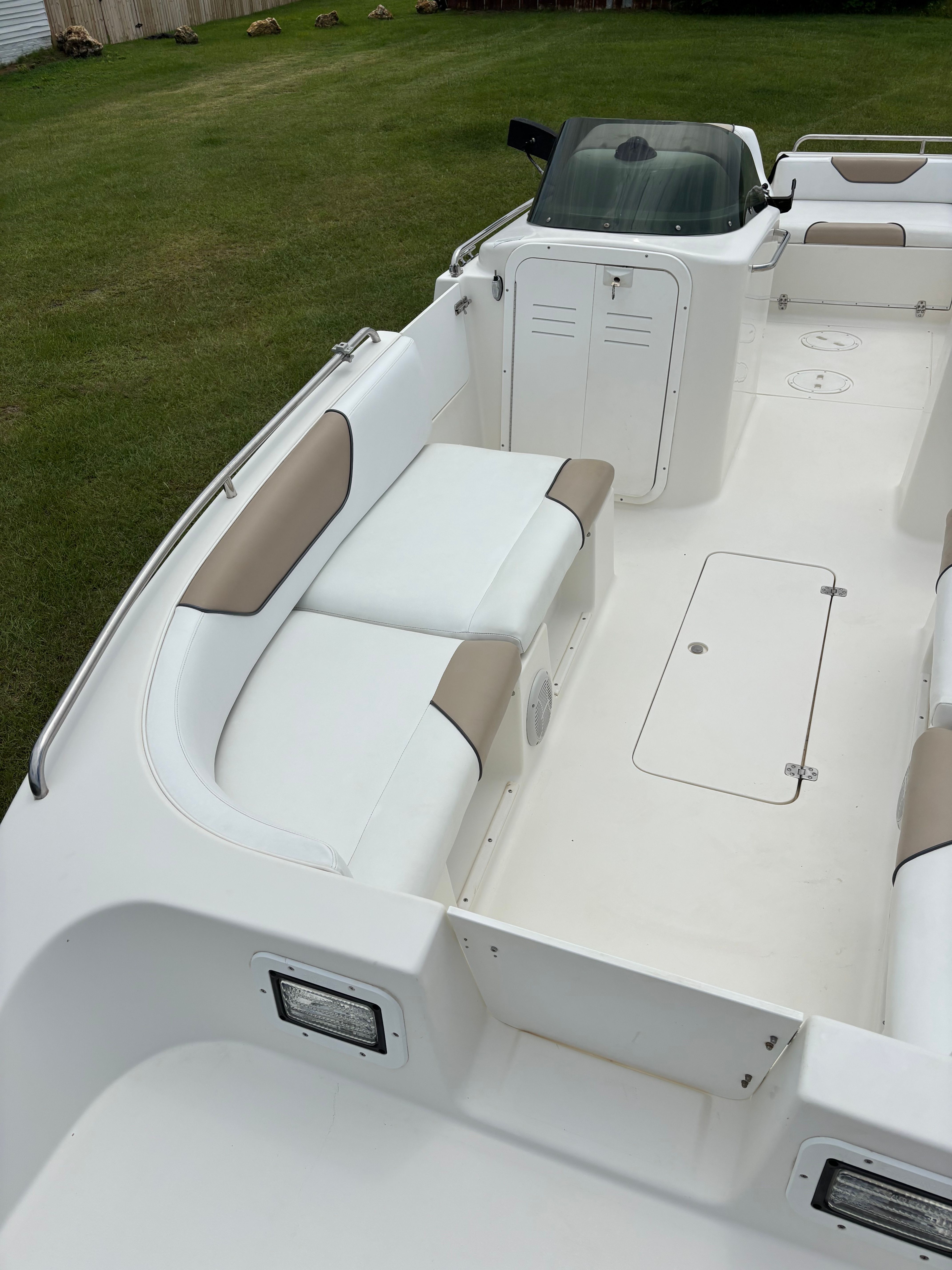 1996 Cobia SPORT DECK 229 - 3