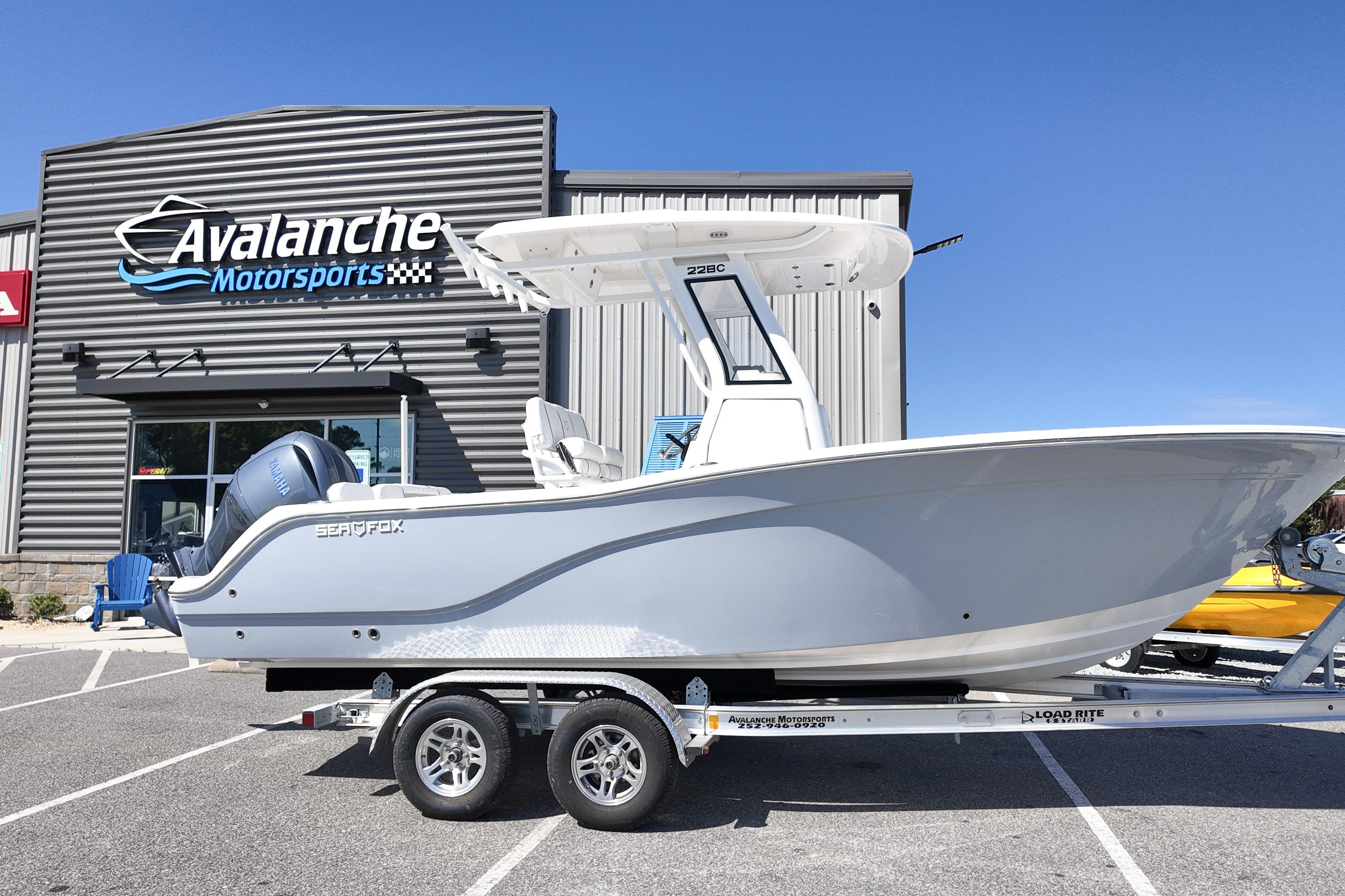 2026 Sea Fox 228 Commander