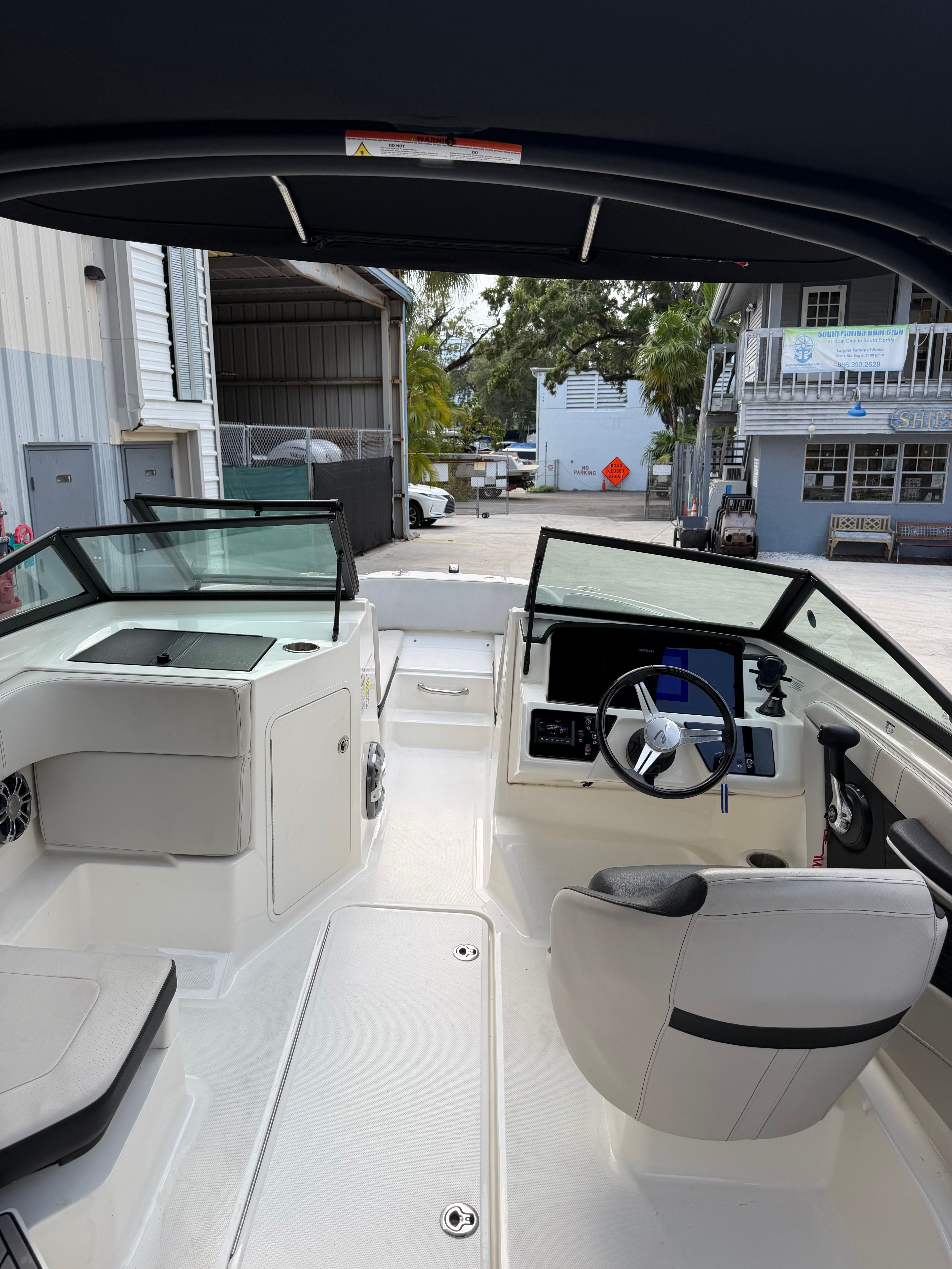 2023 Sea Ray SPX 190 Outboard - 8