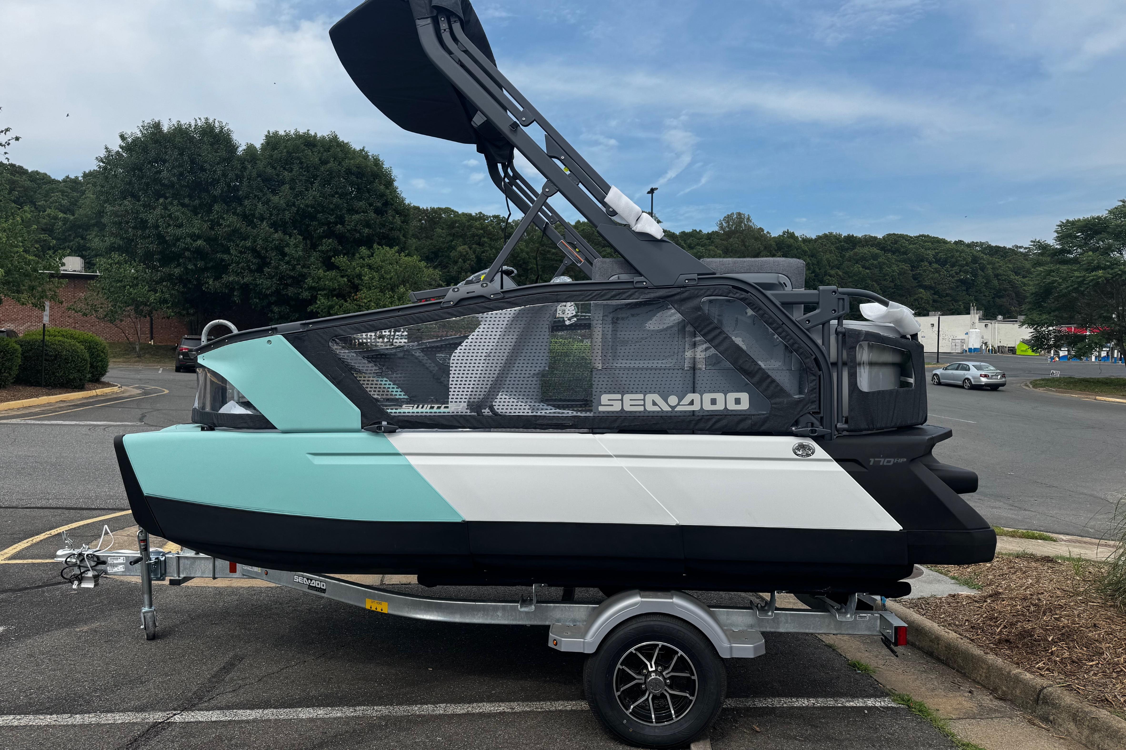 2026 Sea-Doo Switch Compact