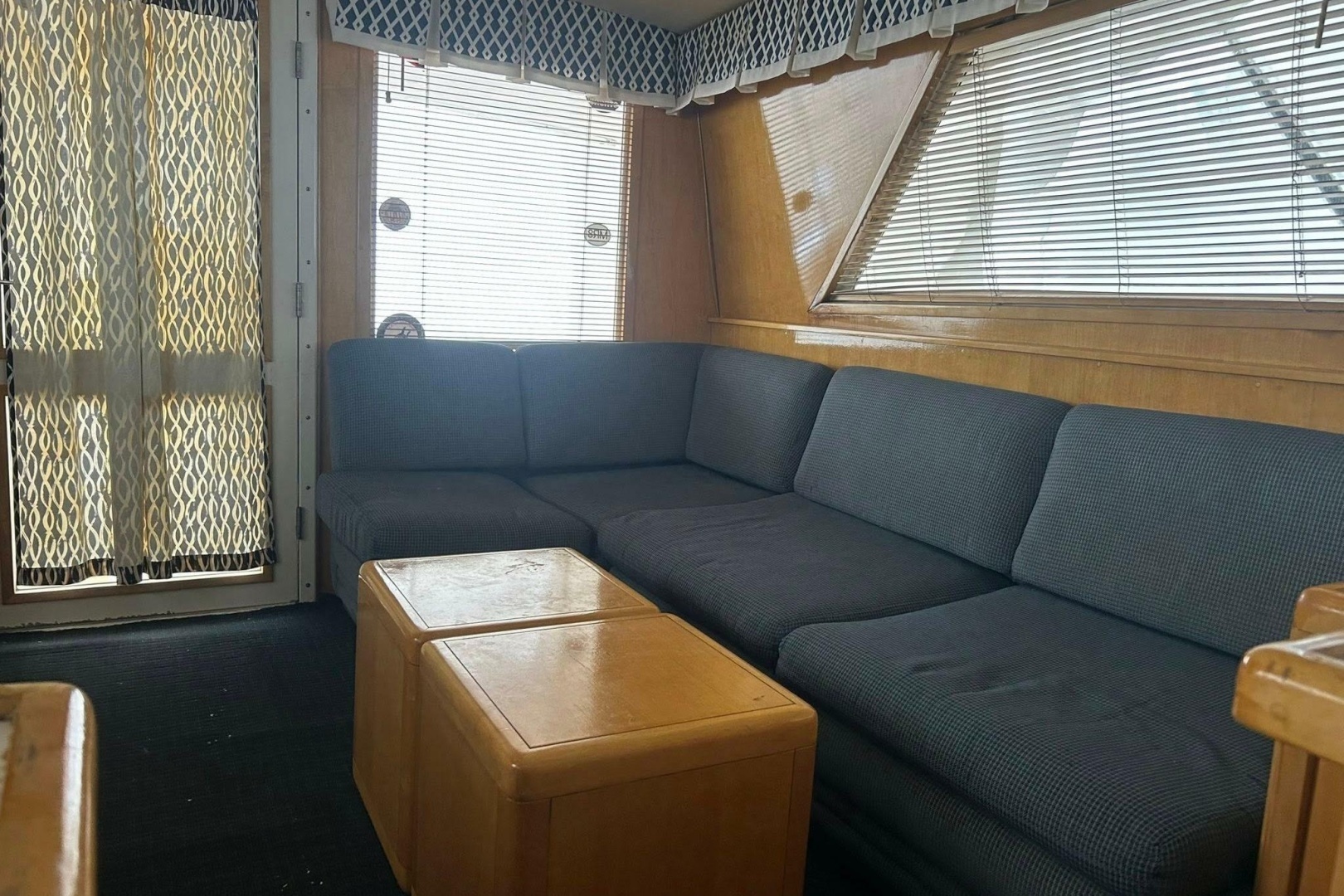 1995 Bertram — - Image 20