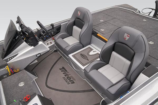 2026 Triton 21XP Patriot - 49