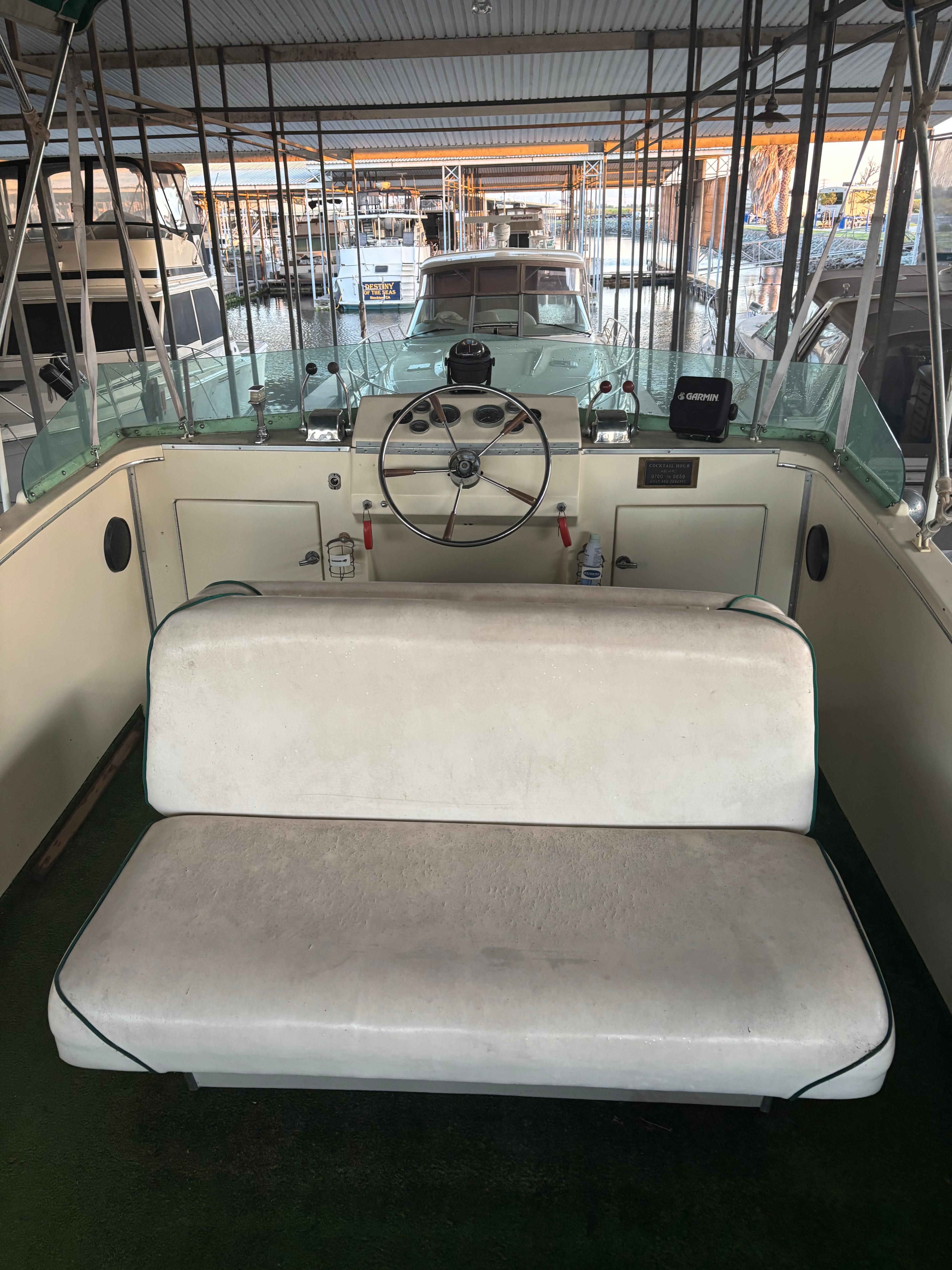 1973 Cruise-A-Home Houseboat - 6
