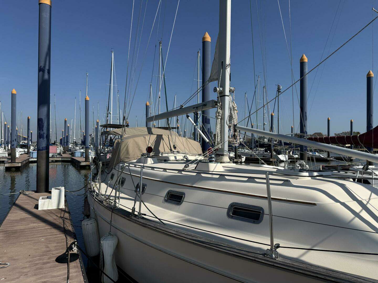 1999 Island Packet 380 - Image 10
