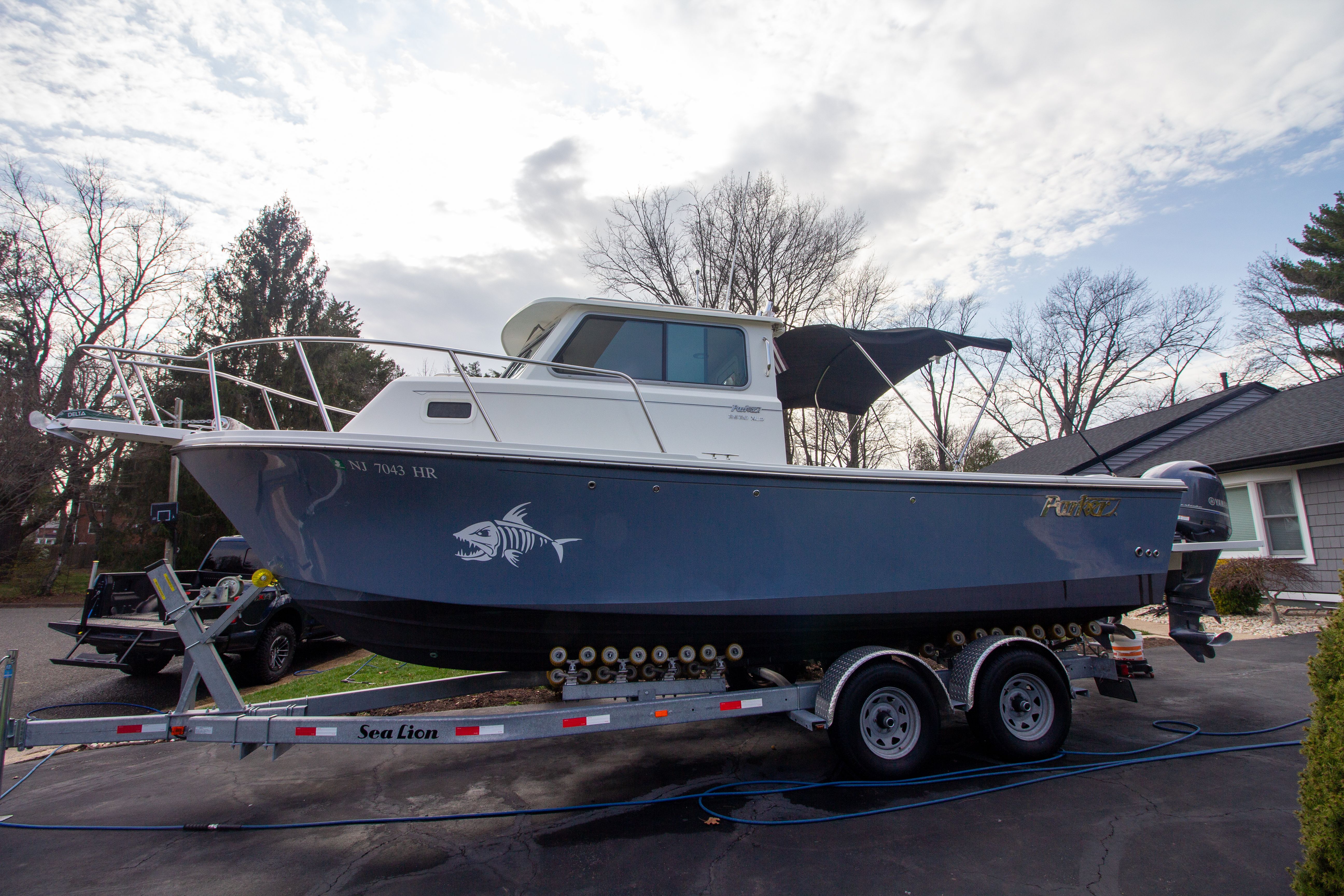 2022 Parker 2520 XLD Sport Cabin
