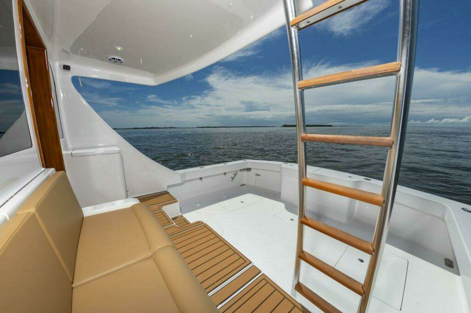 2025 Custom Carolina Sportfish - Image 19